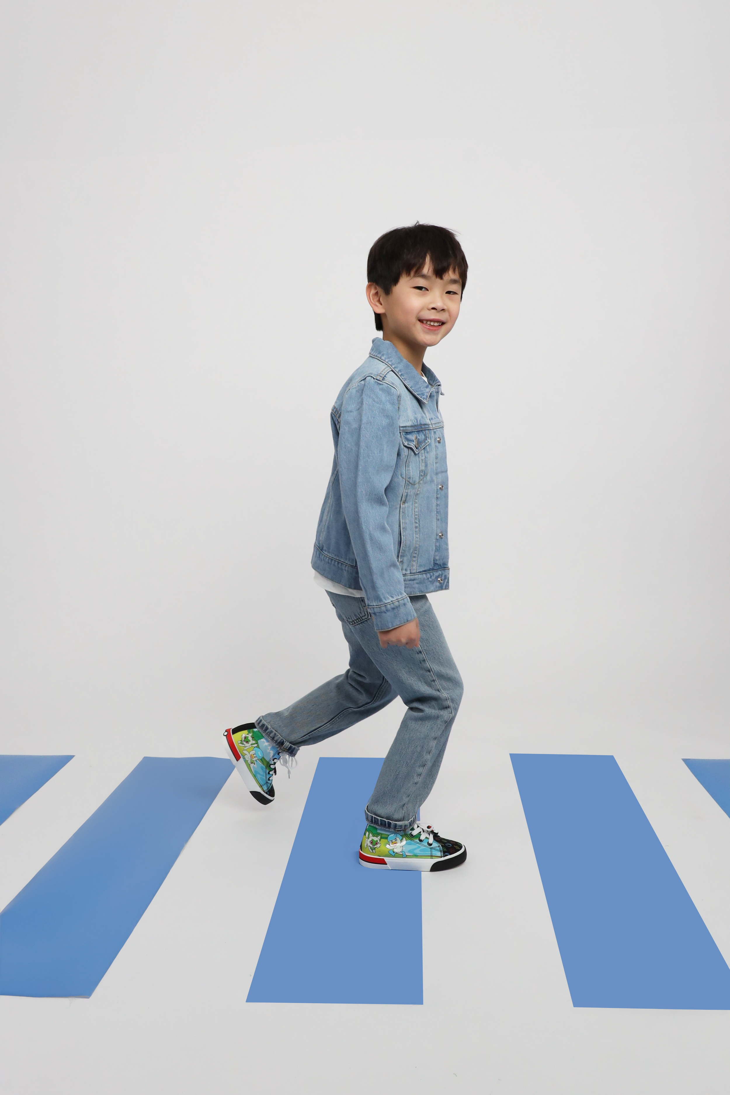 GroundUP_Walmart_Character_Shop_Photoshoot1.png