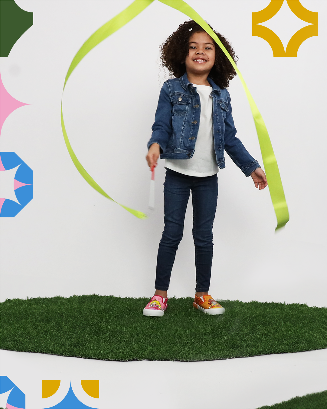sp25_wm_shopinshop_post_1080x1350_1-02.png
