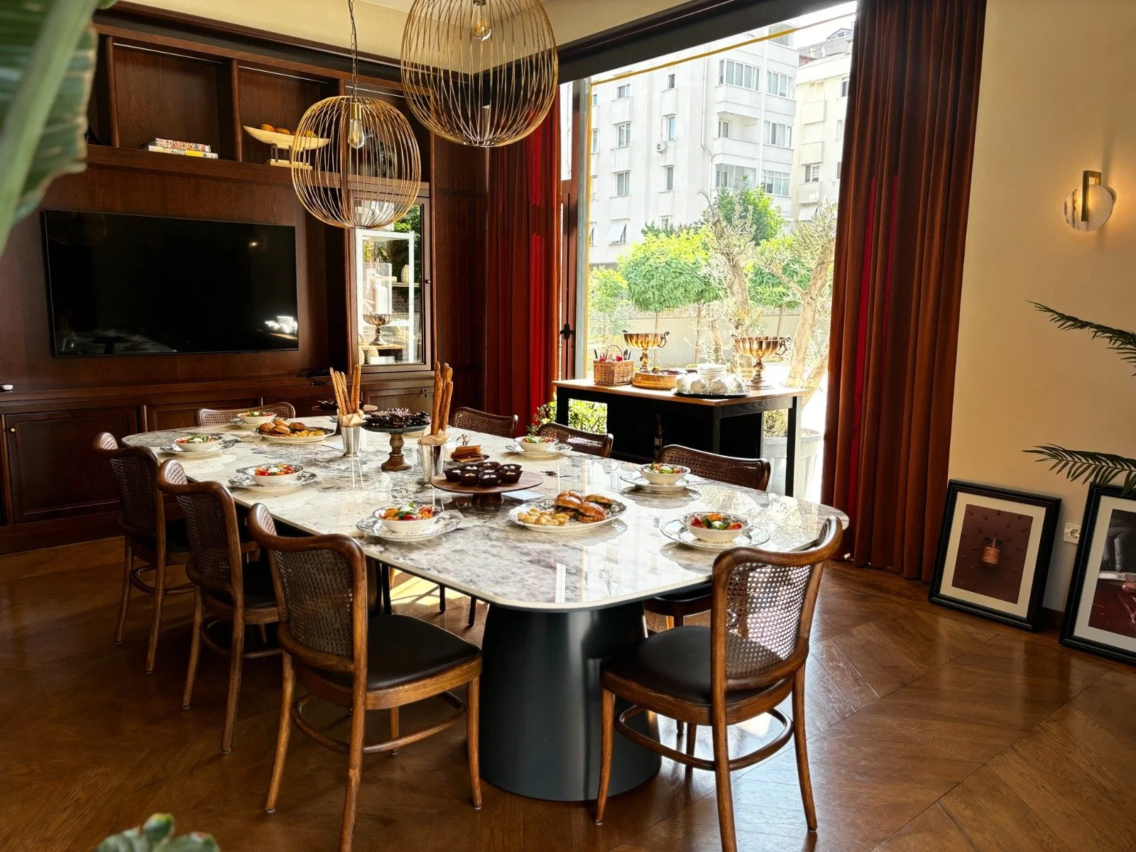 Renk Üzerine/ “Renkle karar vermek: seçimler ve sezgiler” (Yüz Yüze Buluşma Yer: Harem Chocolate Göztepe İstanbul)