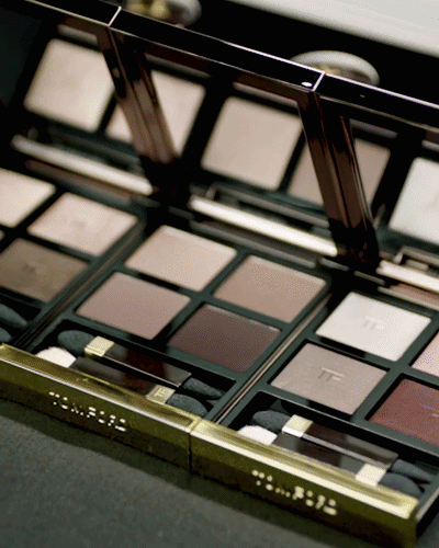 TomFordBeauty_Face_Runway_01HowTo.gif