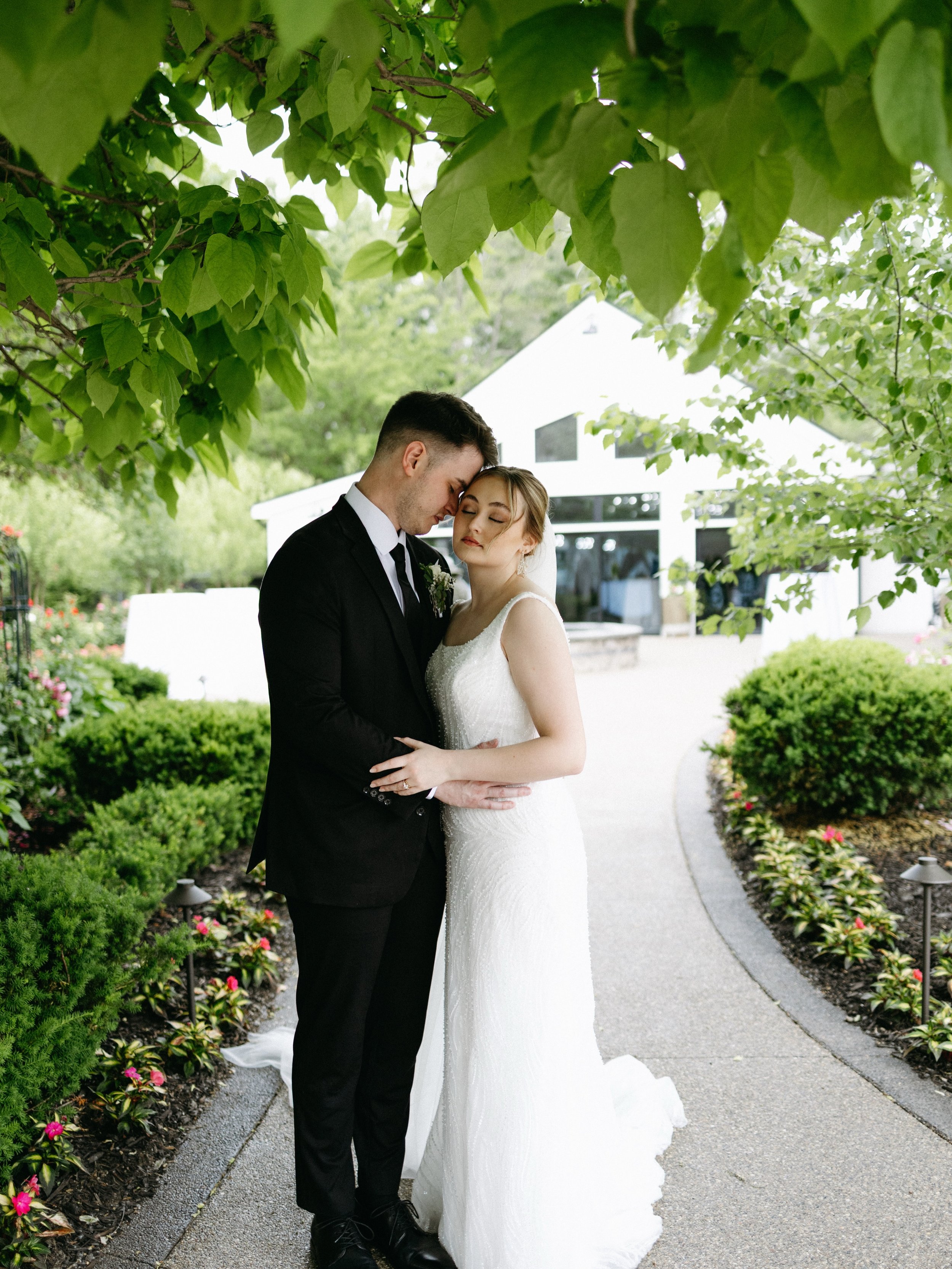 Really keen on using your venue during your portraits, to show case every area of the special place you carefully curated for your best day ❤️