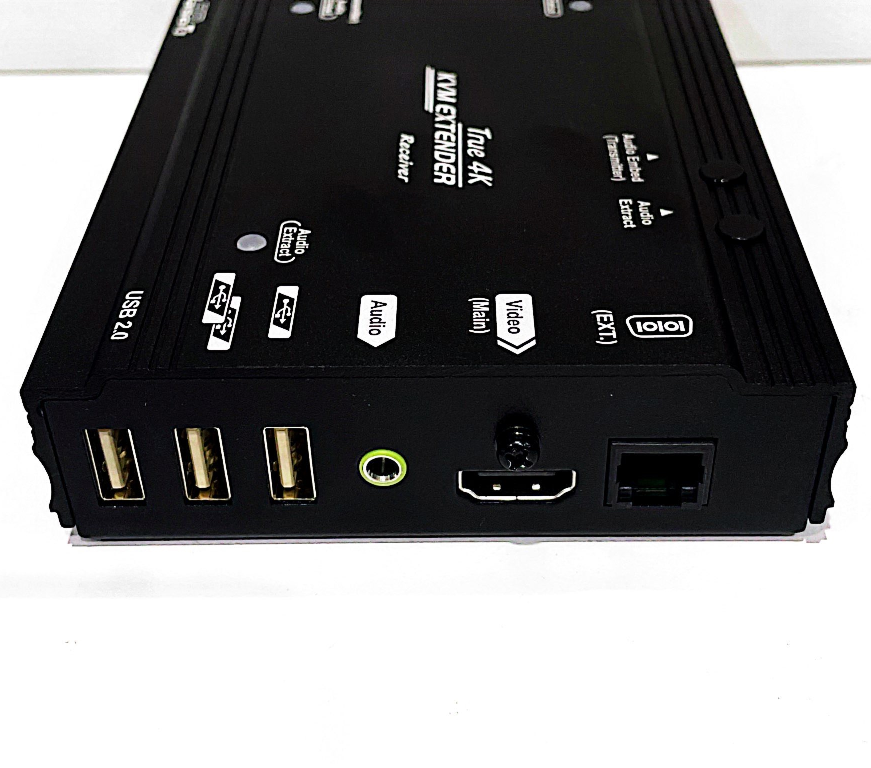 4Port KM Switch with USB 3.2 Gen 1 Mouse Roaming Function