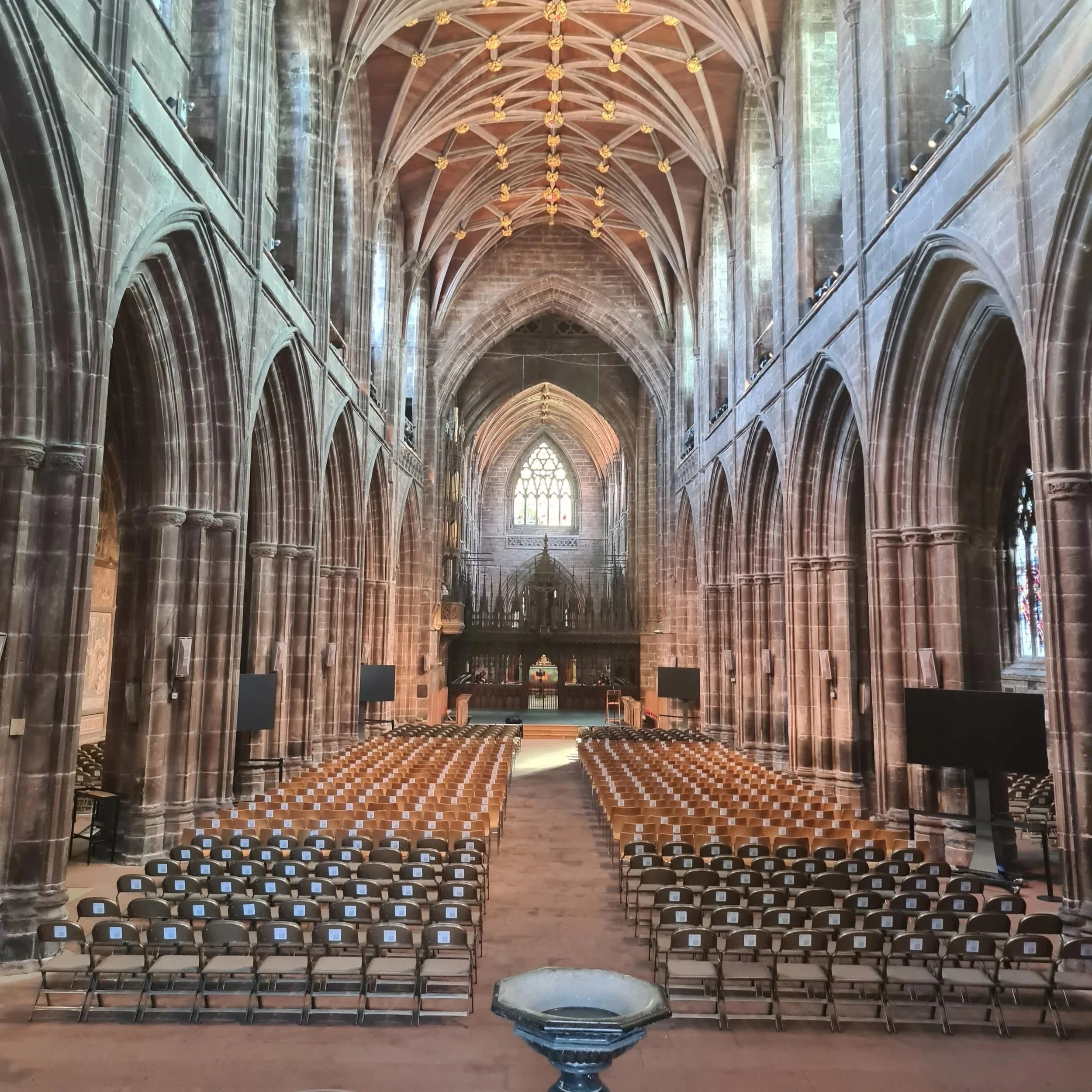 Prayers and Praise for Year 6 Leavers at Chester Cathedral