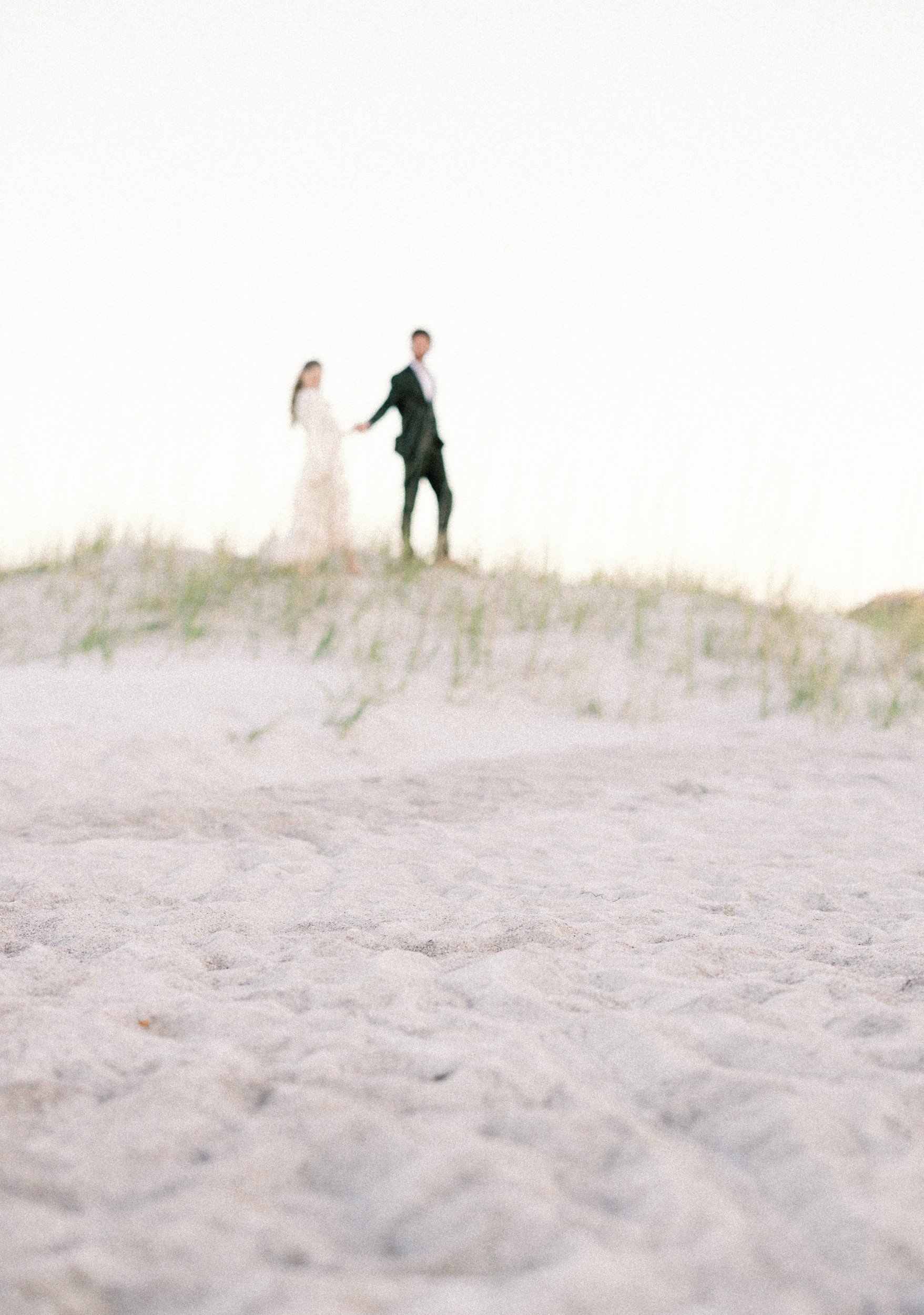 artsy_beach_wedding_photos.JPG