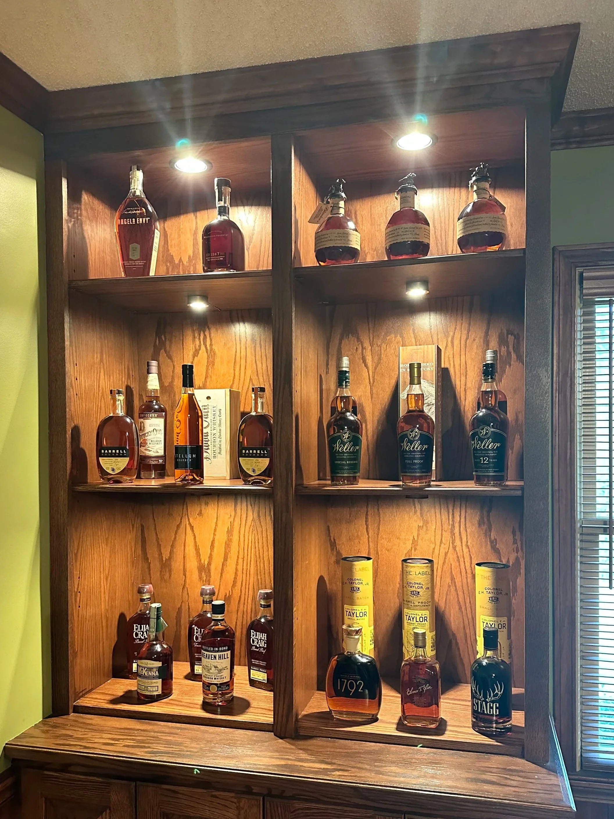 In cabinet puck lighting