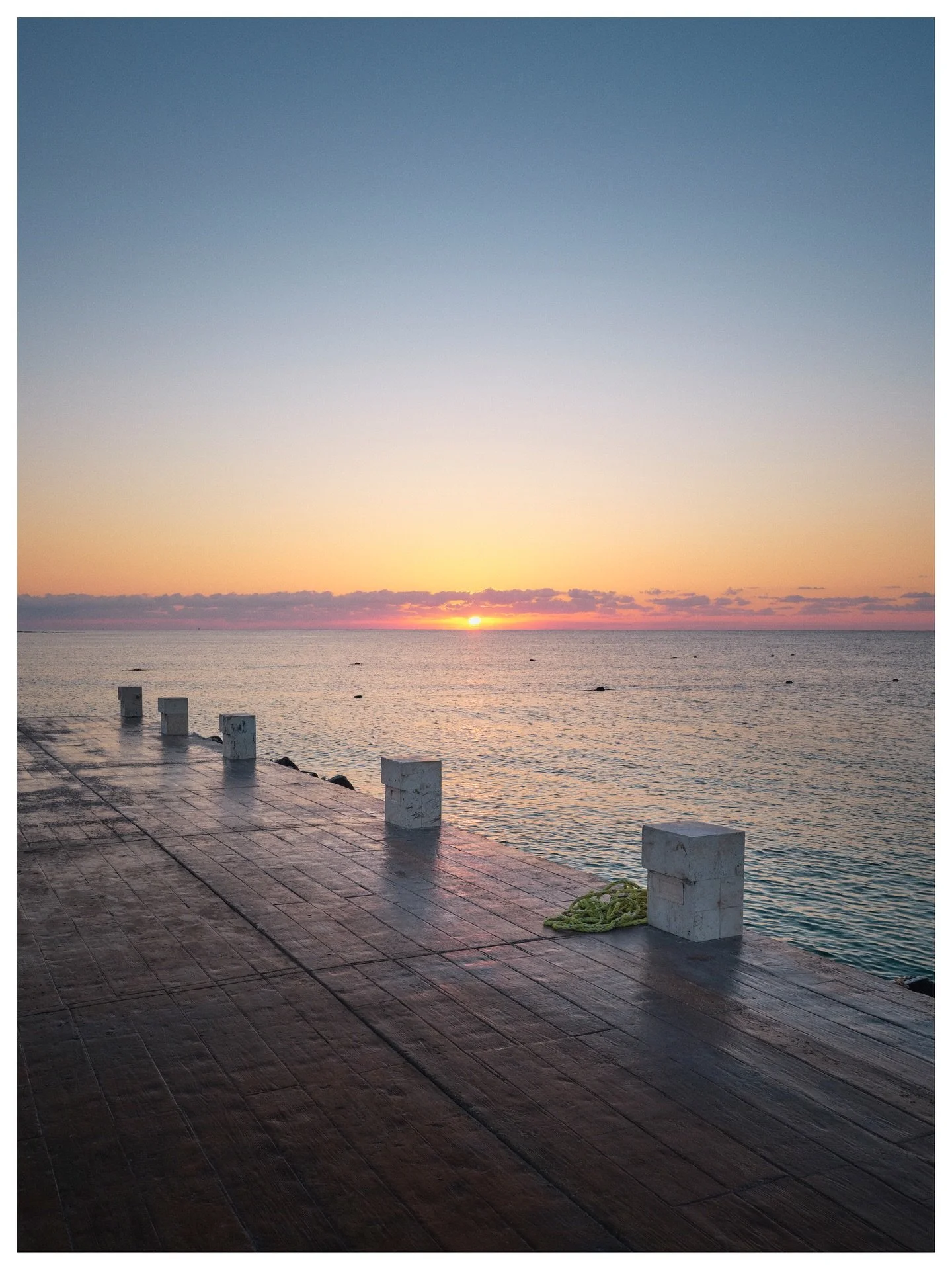 Moments from Caribbean 

Canc&uacute;n, Mexico
April | 2025
📷 GFX100s

Warm sun on your face, toes in the sand, the sounds of the ocean rolling up on the shore.