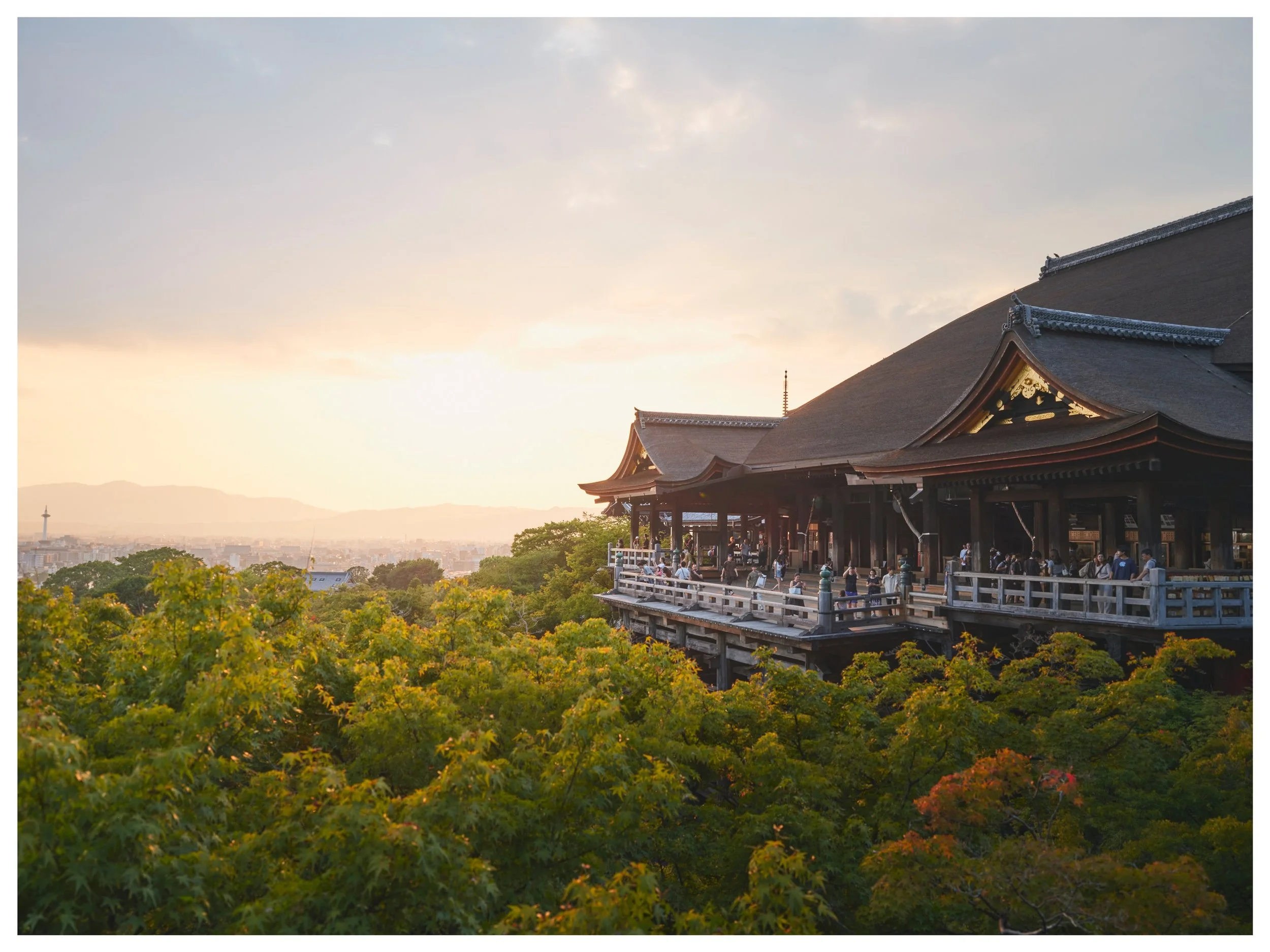 Sunset at Kiyomizu-dera

Kyoto, Japan
September | 2024
📸 GFX 100s

A perfect sunset from one of the best views in Kyoto, Japan. Getting to watch the sunset from such a historic landmark was so special.