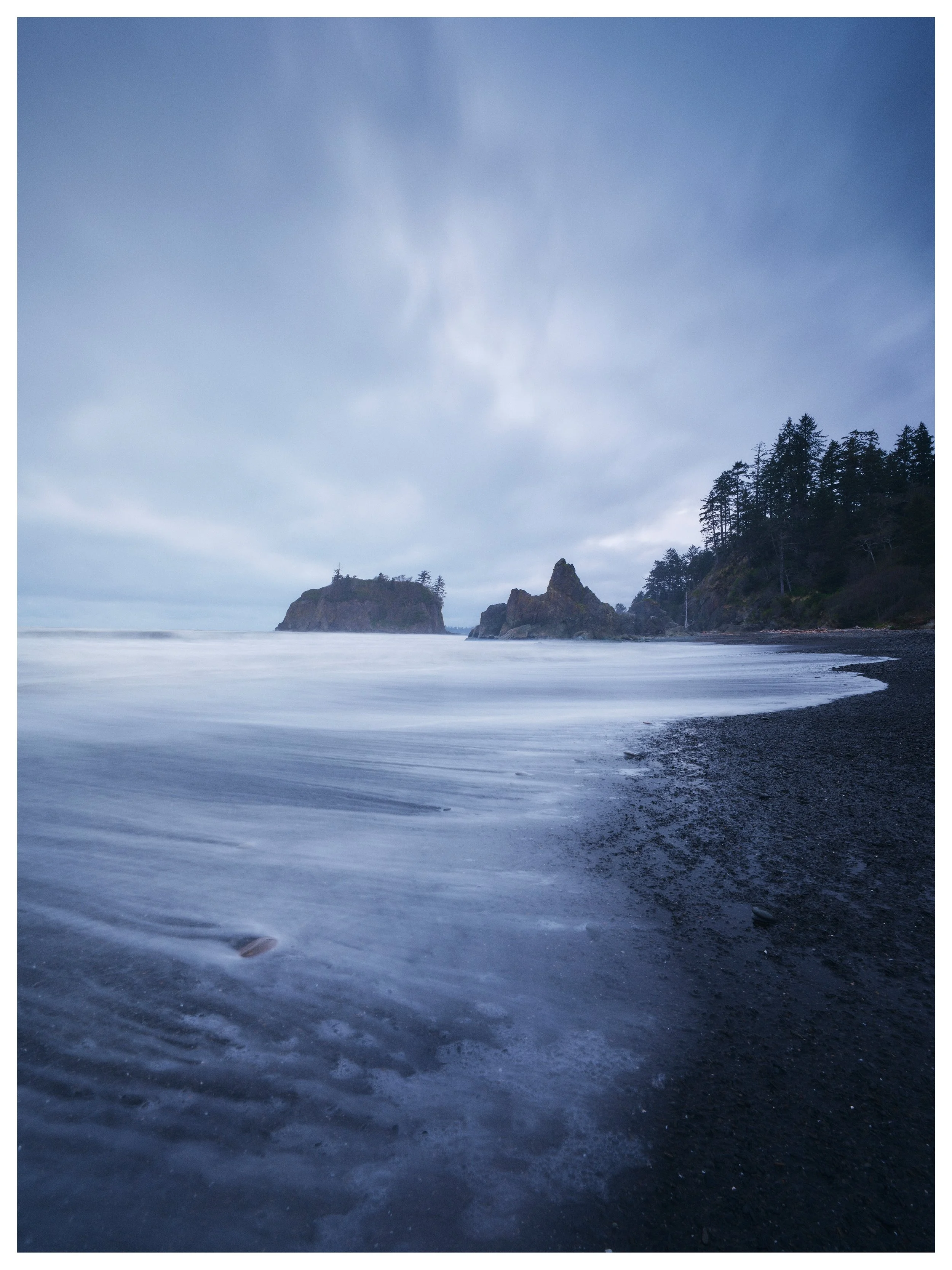 Olympic National Park appreciation post 🌲

Olympic National Park, Washington
April | 2025
📷 GFX100s

A collection of my favorite frames from our trip to Olympic National Park last spring. Our short time there barely scratched the surface of the bea