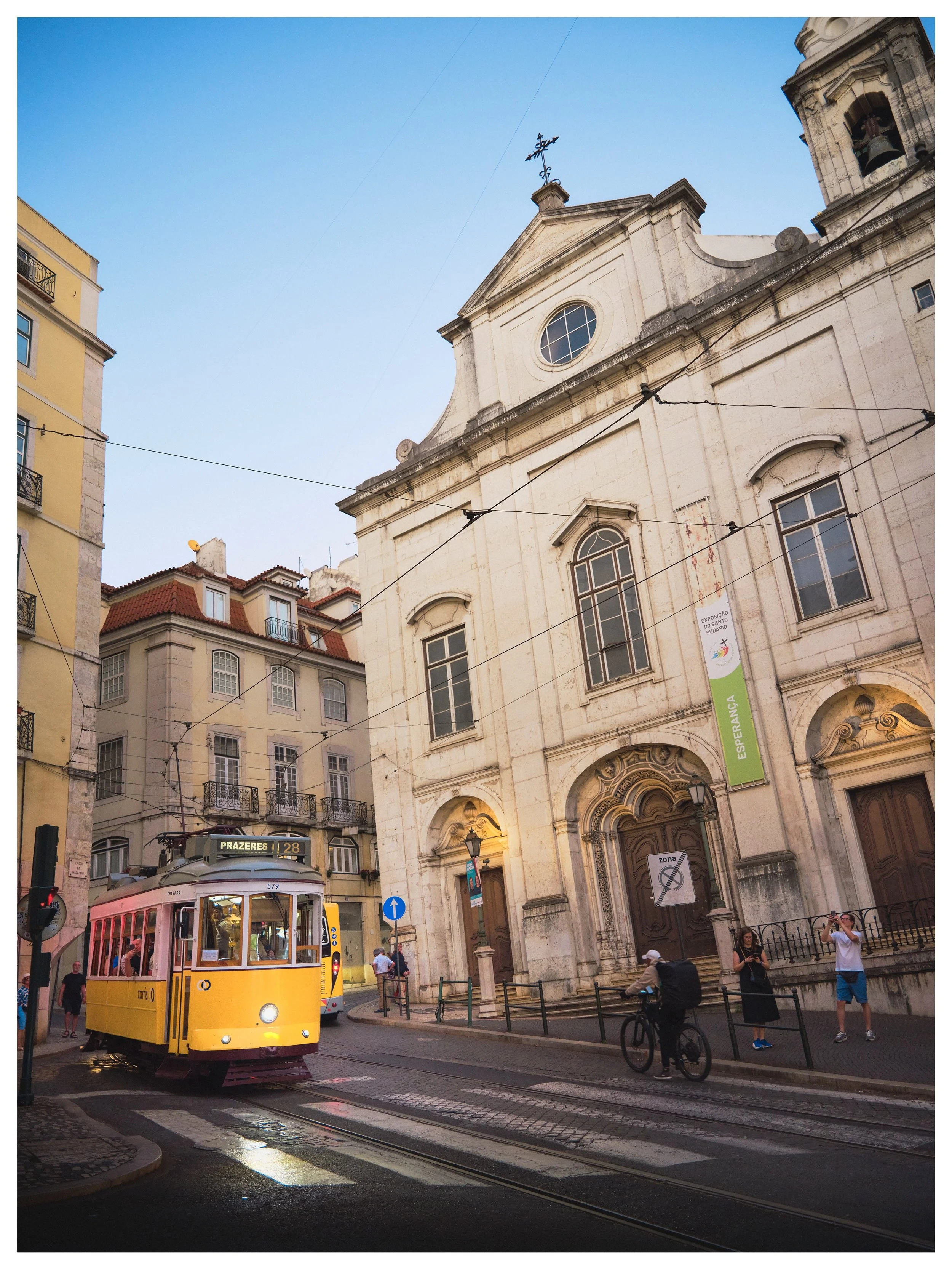 28 Tram 🚋

Lisbon, Portugal 
September | 2025
📷 GFX100s

Chasing trams around the beautiful city of Lisbon :)