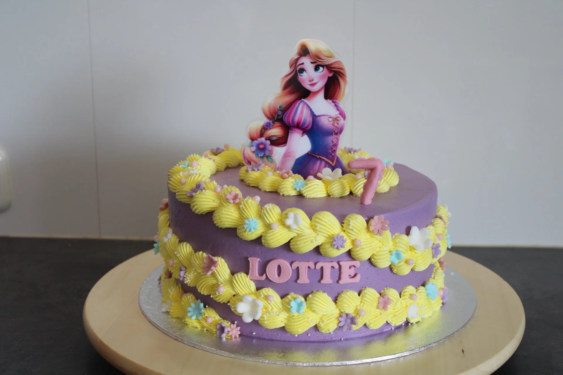 rapunzel taart