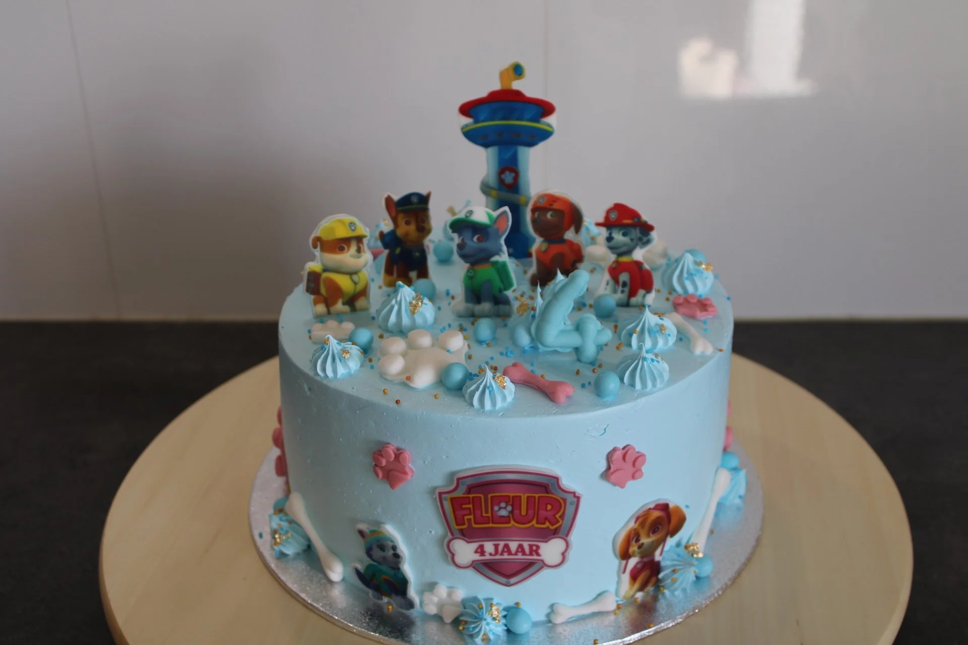 paw patrol taart