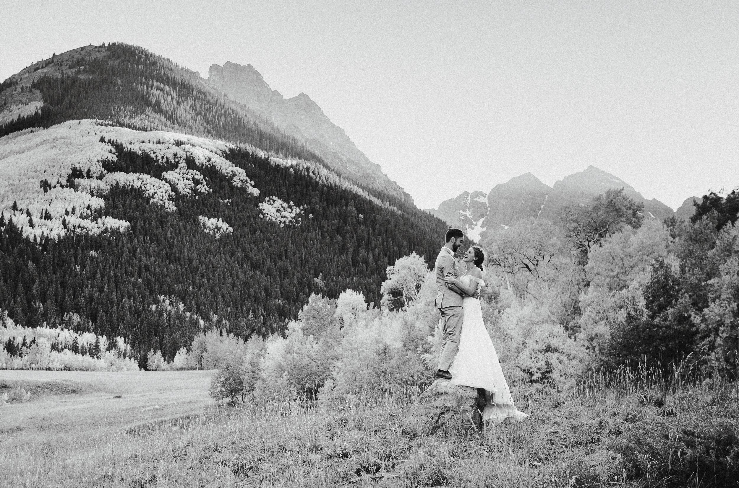 Maroon Bells Colorado Wedding Elopement Photographer-22.jpg