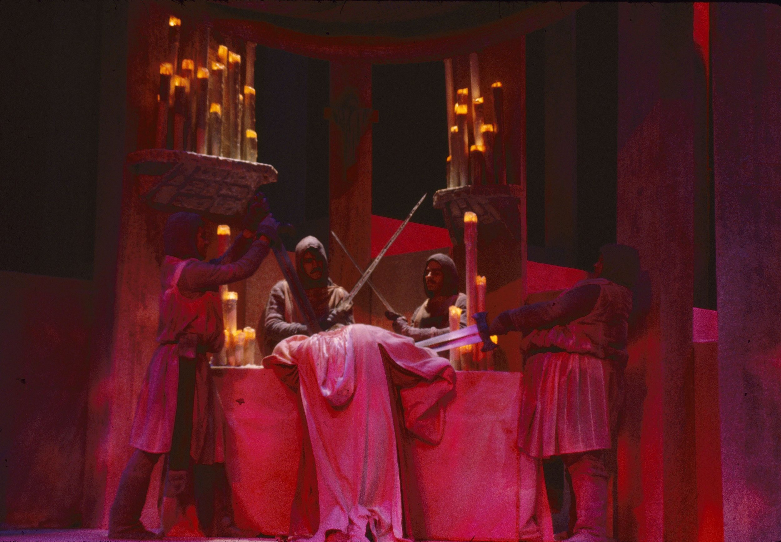TS Eliot MURDER IN THE CATHEDRAL