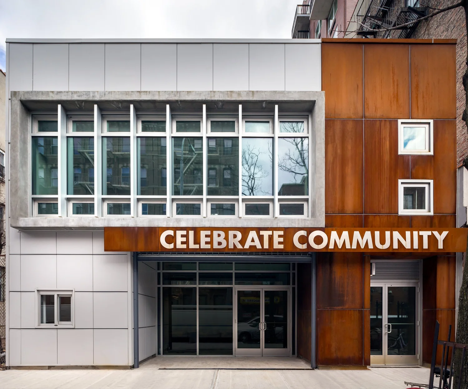 LES GIRLS CLUB — CTA Architects P.C.