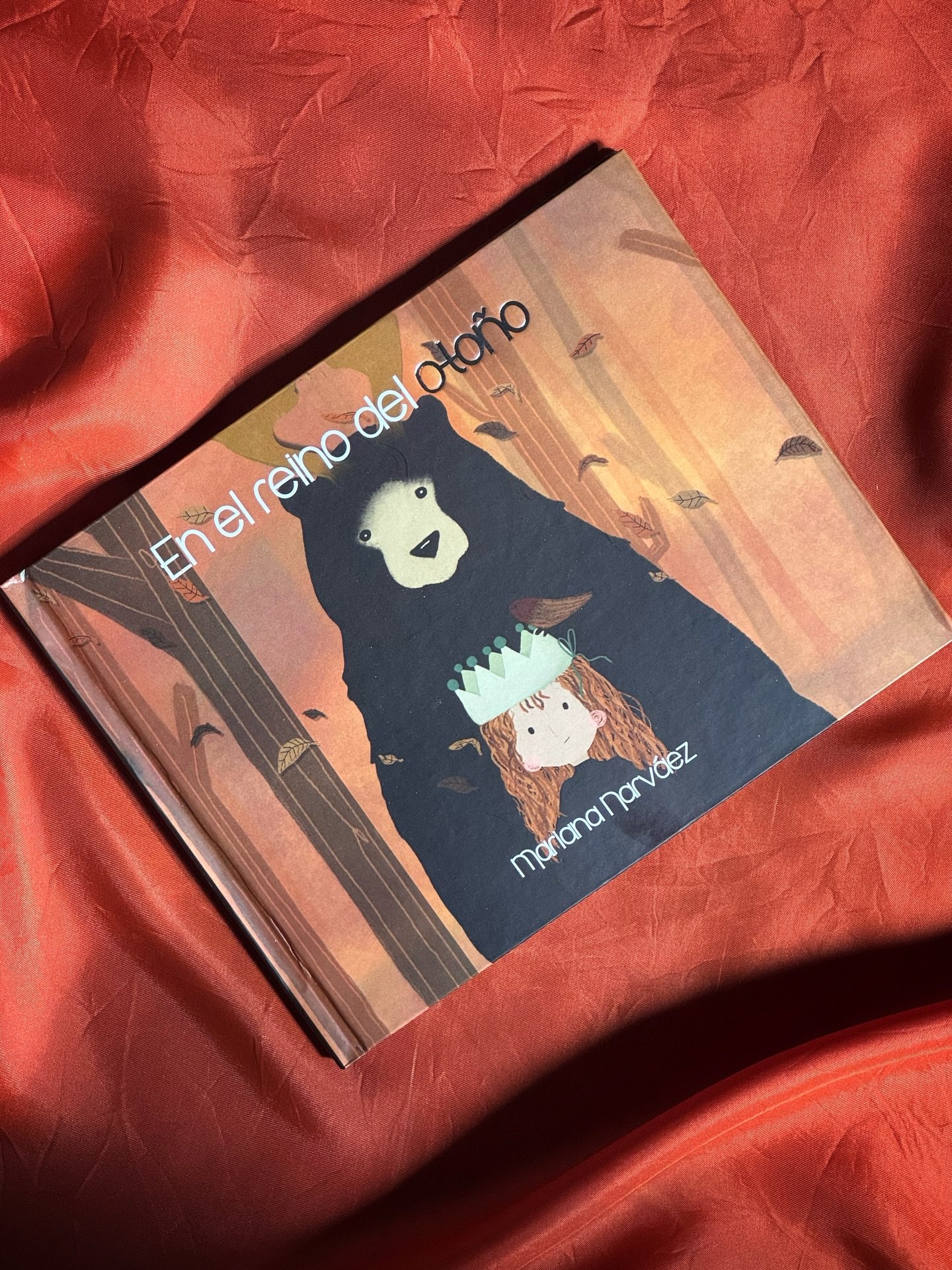 Me gusta tanto el oto&ntilde;o que lo hice libro 🍁 En el reino del oto&ntilde;o, mi nuevo libro ilustrado, ya est&aacute; disponible para todos los que aman tanto el oto&ntilde;o como yo 🍂

M&aacute;ndame mensaje para comprarlo o c&oacute;mpralo en