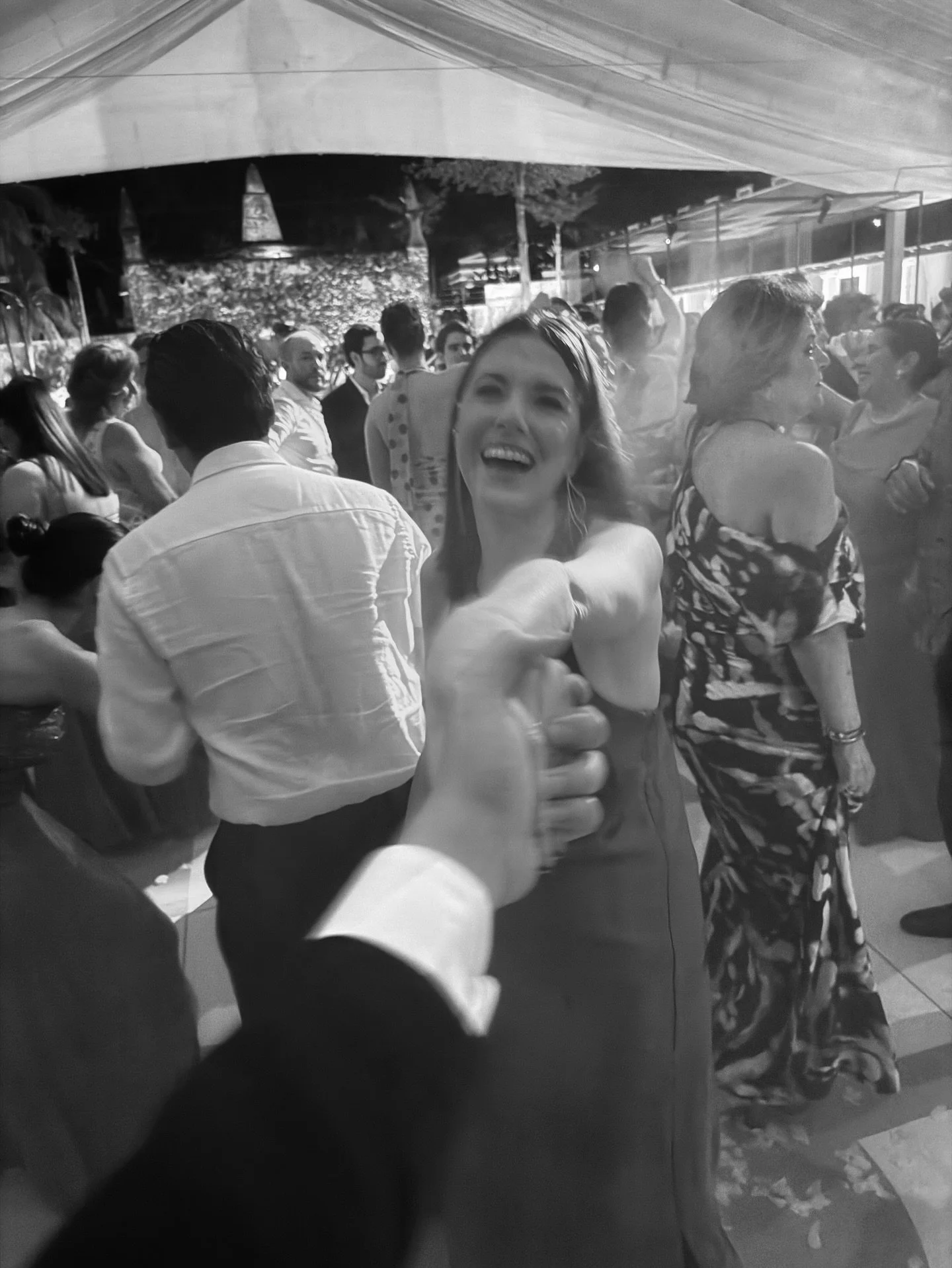 Bailar mal pero contigo 🪩✨
#ImJellO