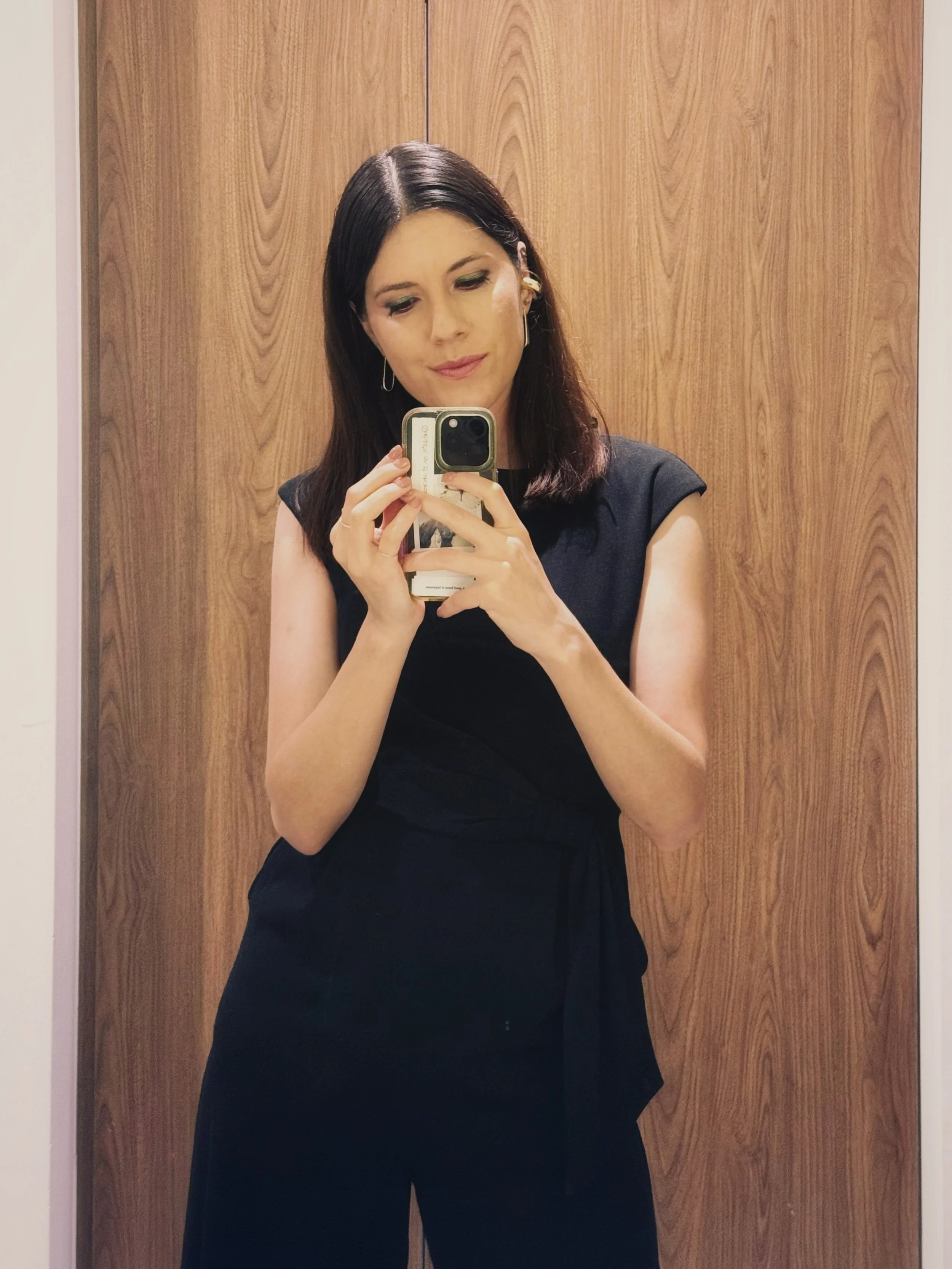 No es un vestido pero nadie le hace canciones a los jumpsuits 🐈&zwj;⬛
#ImJellO