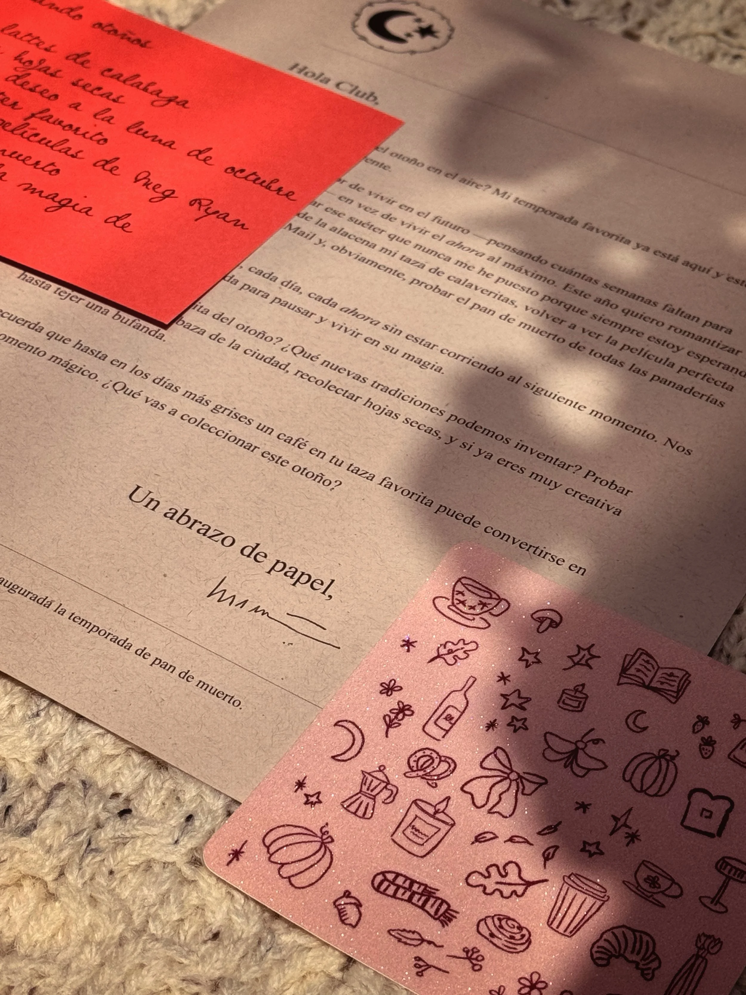 La carta de septiembre lleg&oacute; llena de oto&ntilde;o 🍂 hice una planilla de stickers de mis cosas favoritas de esta estaci&oacute;n para no olvidar disfrutar de su magia 🍁

Puedes suscribirte al Club de las Lunas de Papel en el enlace en mi pe