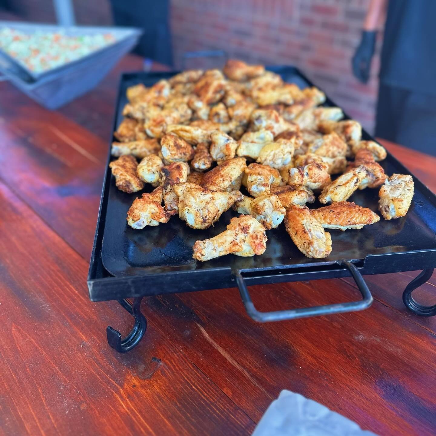 Wings elevated to your dining experience✔️🤵&zwj;♂️