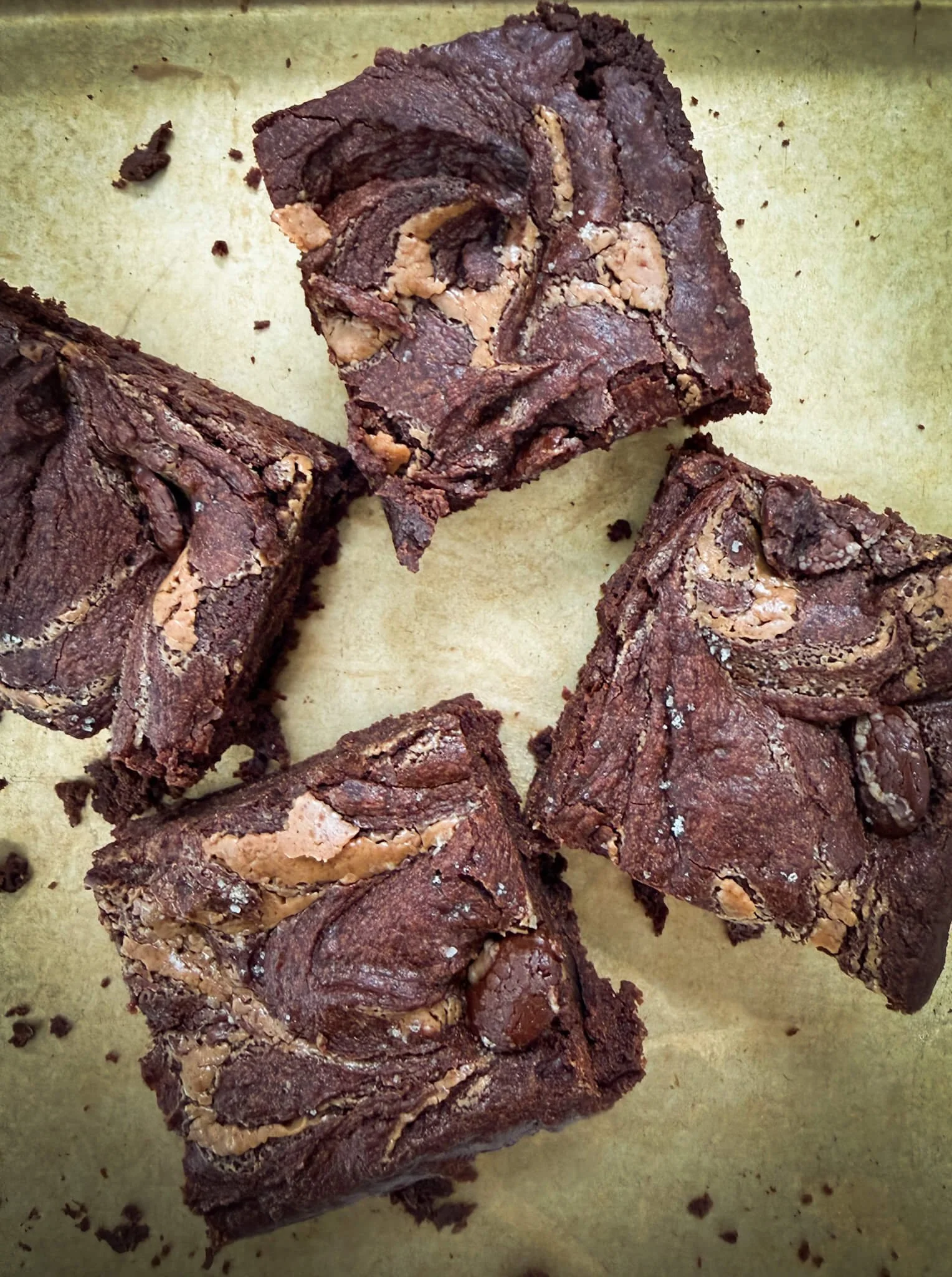 OOEY GOOEY VEGAN BROWNIES