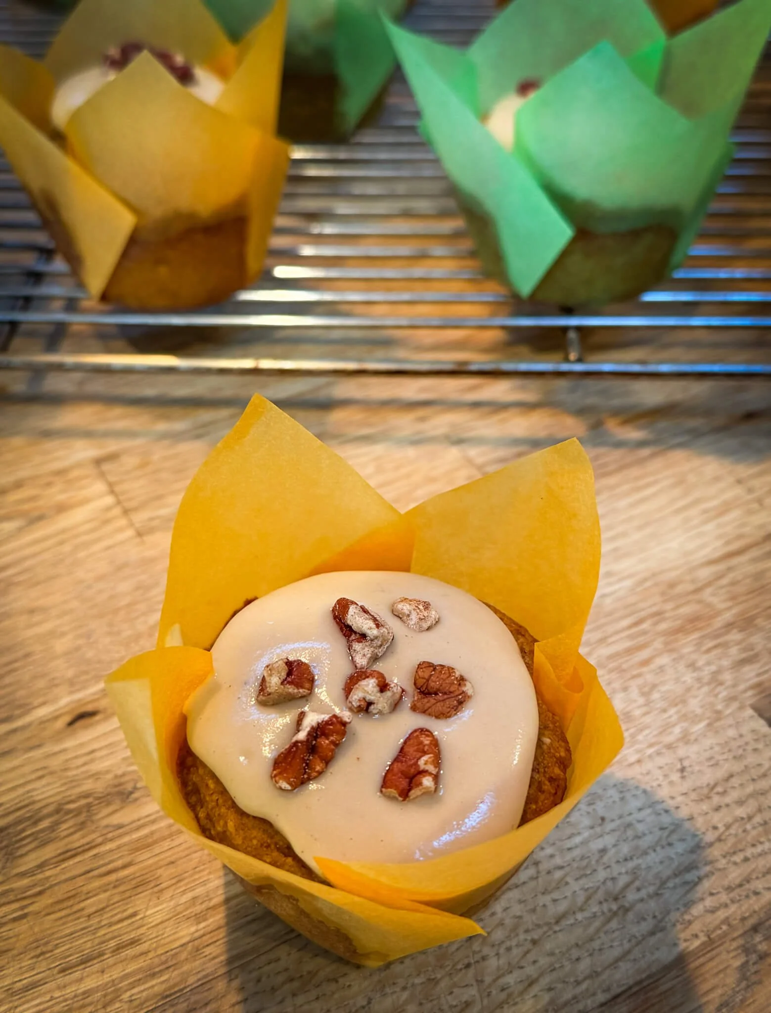 PUMPKIN SPICE MUFFINS WITH MAPLE GLAZE
