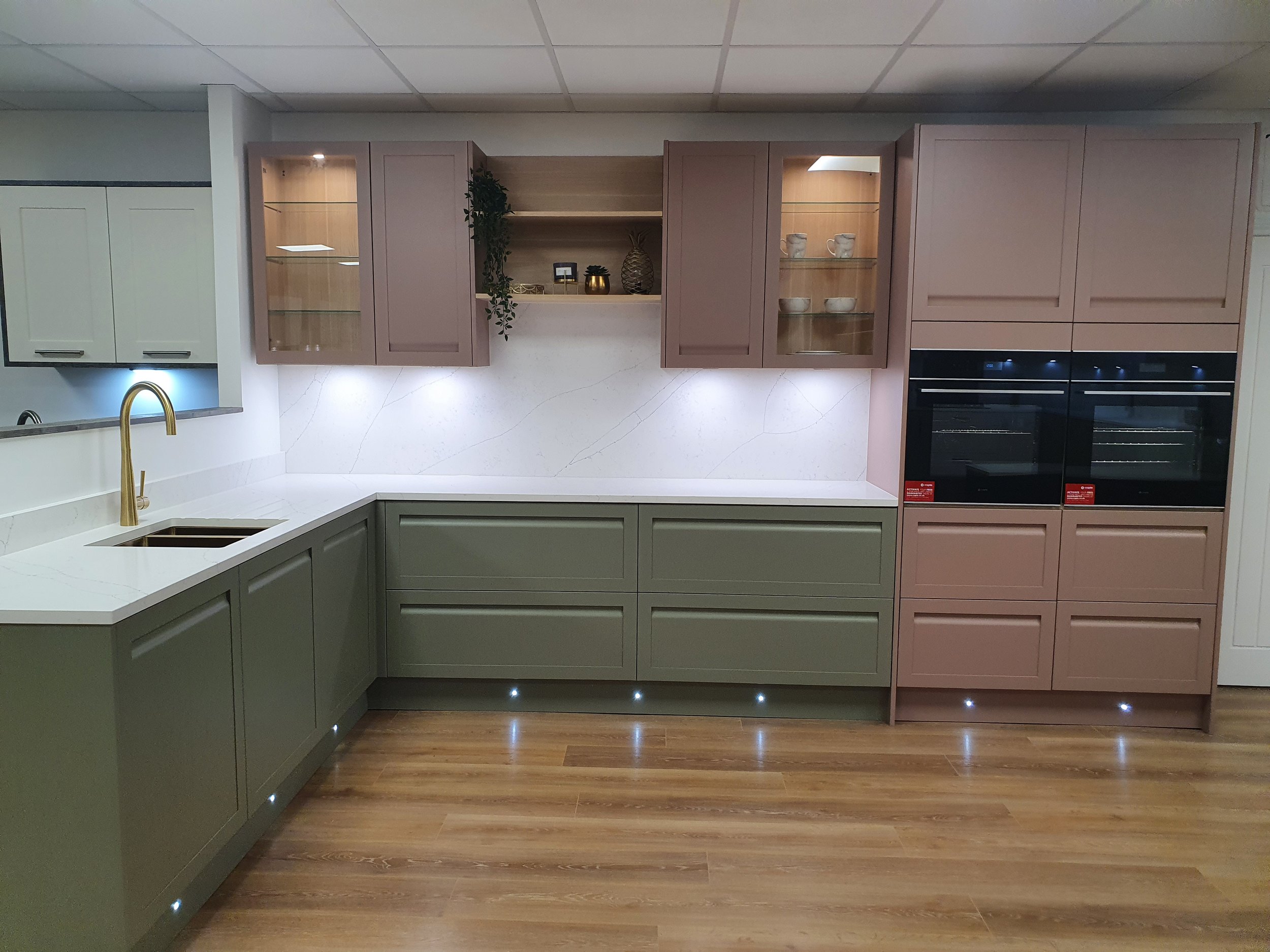 Showroom - Pink & Green Handleless.jpg