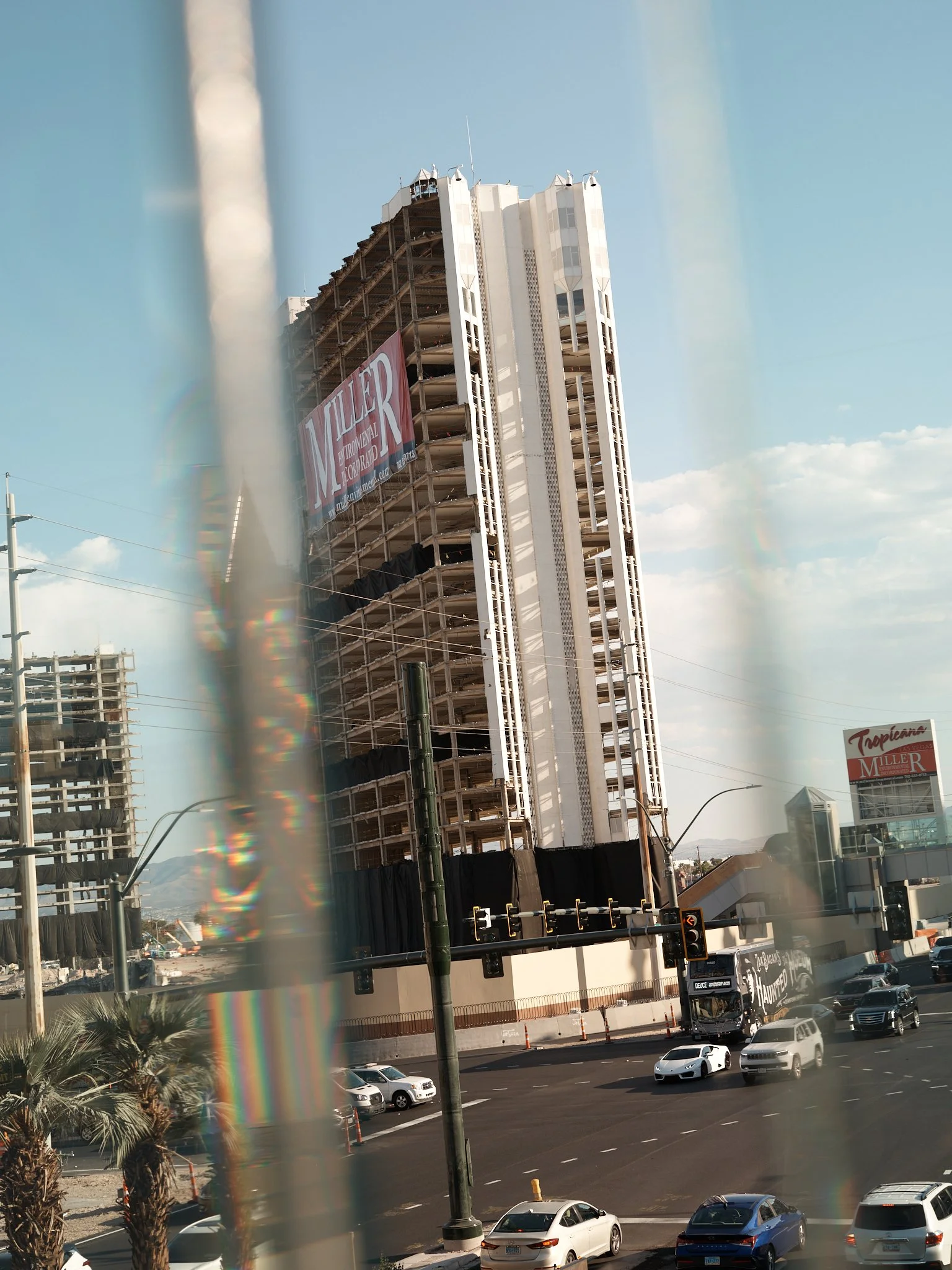 20241008_AJ-TROPICANA-IMPLOSION_222.jpg