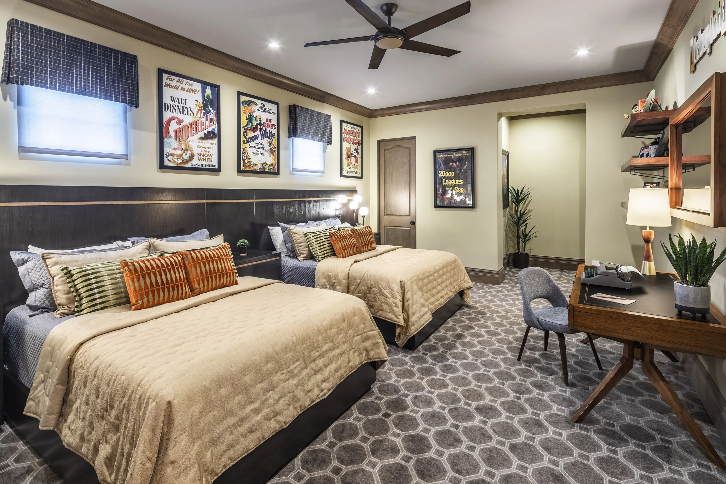 DisneyGoldenOak_BerryHome_064.jpg