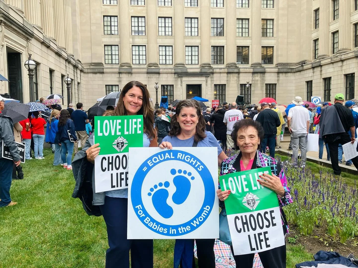 October is Respect Life month! Last Thursday, our Respect Life Ministry proudly joined thousands at the NJ March for Life in Trenton. 🙏🏻

The day began at the Cathedral of St. Mary of the Assumption, where churchgoers filled every pew&mdash;and eve