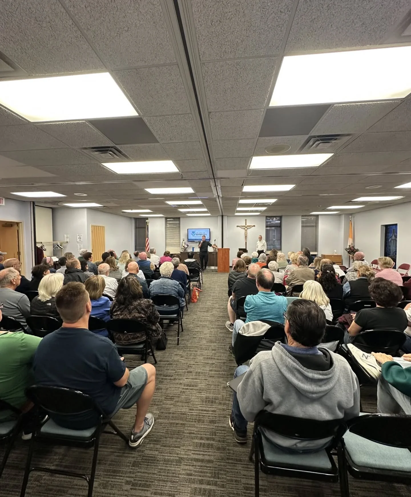 Nearly 200 parishioners attended our recent Listening Sessions, voicing feedback on the first draft of parish restructuring models presented by the Archdiocese of Newark as part of the We Are His Witnesses initiative. Swipe for a summary of what was 