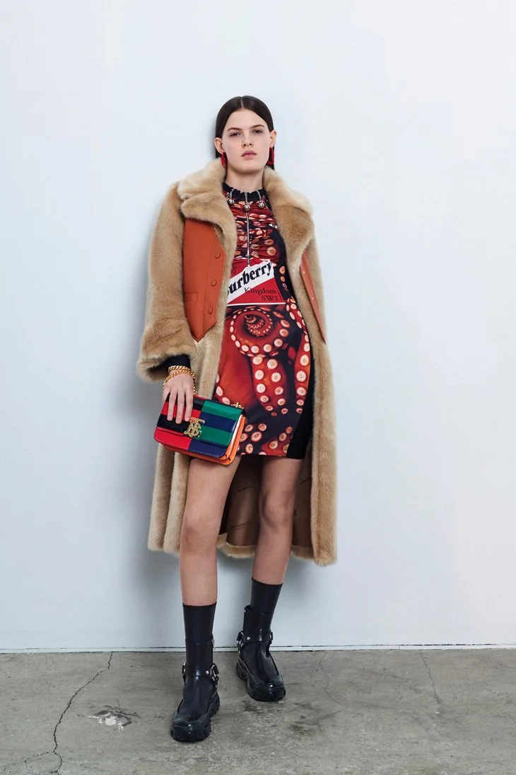 9089_Burberry_Lookbook_Resort20 (14).jpg