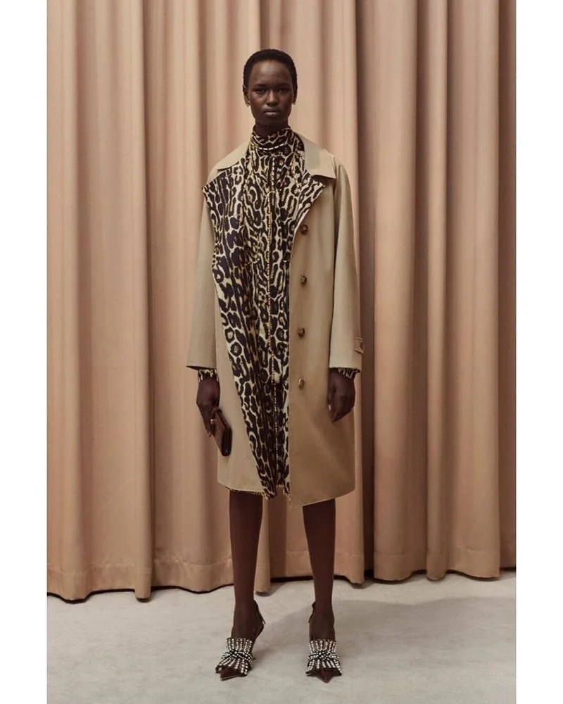 9089_Burberry_Lookbook_Resort20 (1).jpg