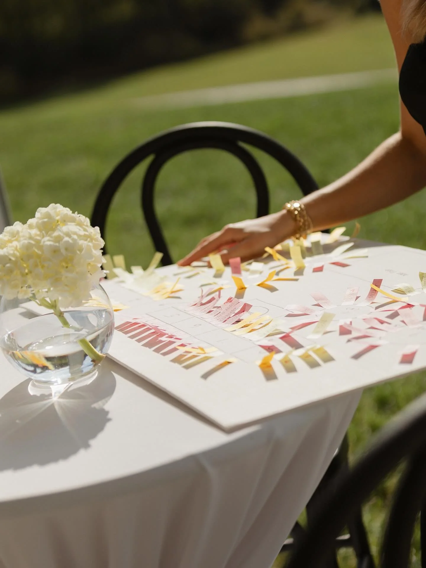 Table for 130 people please!!! 

AWhiteWeddings&reg; a Service Based Wedding Planning Business. Serving couples in Middle TN. Budgets ranging from 30K-200K. Email or click the link in our bio to register for 2026-2027 bookings. BTS Photo: @jazminsche