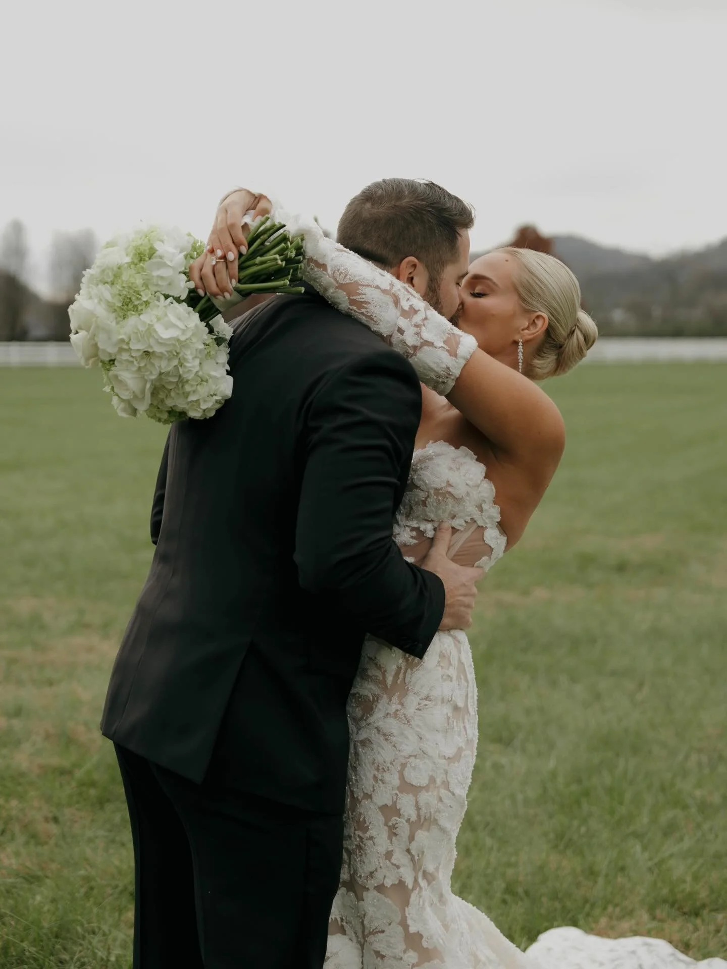 Whole lotta love!! 🤍

AWhiteWeddings&reg;, LLC Luxury Service Based Wedding Planning Business. Serving couples in Middle TN. Budgets ranging from 30K-200K. Email or click the link in our bio to register for 2026-2027 bookings. 

The Team Behind the 