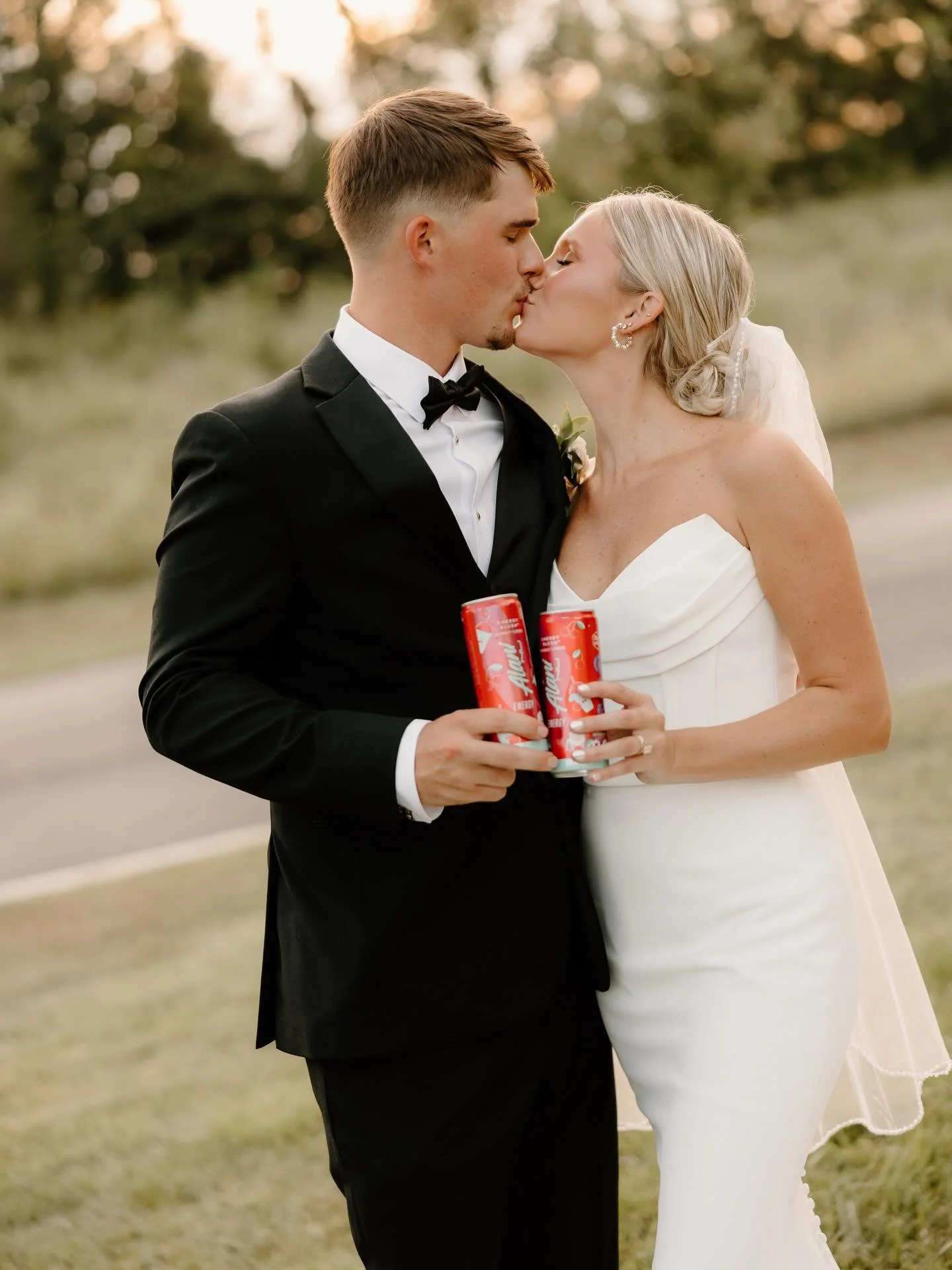 Cherry on top of the wedding weekend 🍒✨

AWhiteWeddings&reg;, LLC Luxury Service Based Wedding Planning Business. Serving couples in Middle TN. Budgets ranging from 30K-200K. Email or click the link in our bio to register for 2026-2027 bookings. 

T