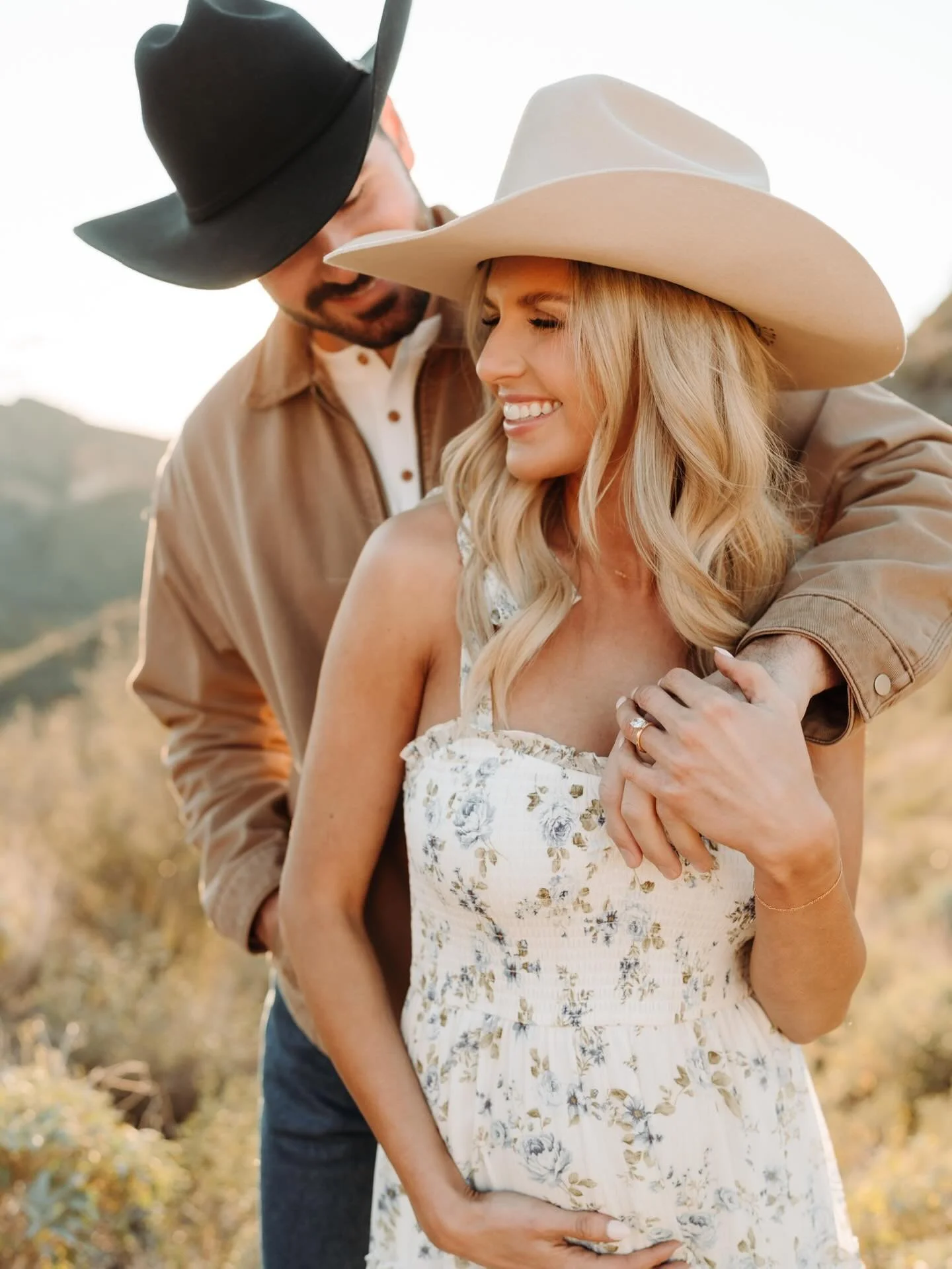 A few of Kenzie&rsquo;s favorites! 🌵🌾
Photos by: @tessajunephotography 

A White Weddings, LLC Service Based Wedding Planning Business. Serving couples in Middle TN. Budgets ranging from 30K-200K. Email or click the link in our bio to register for 