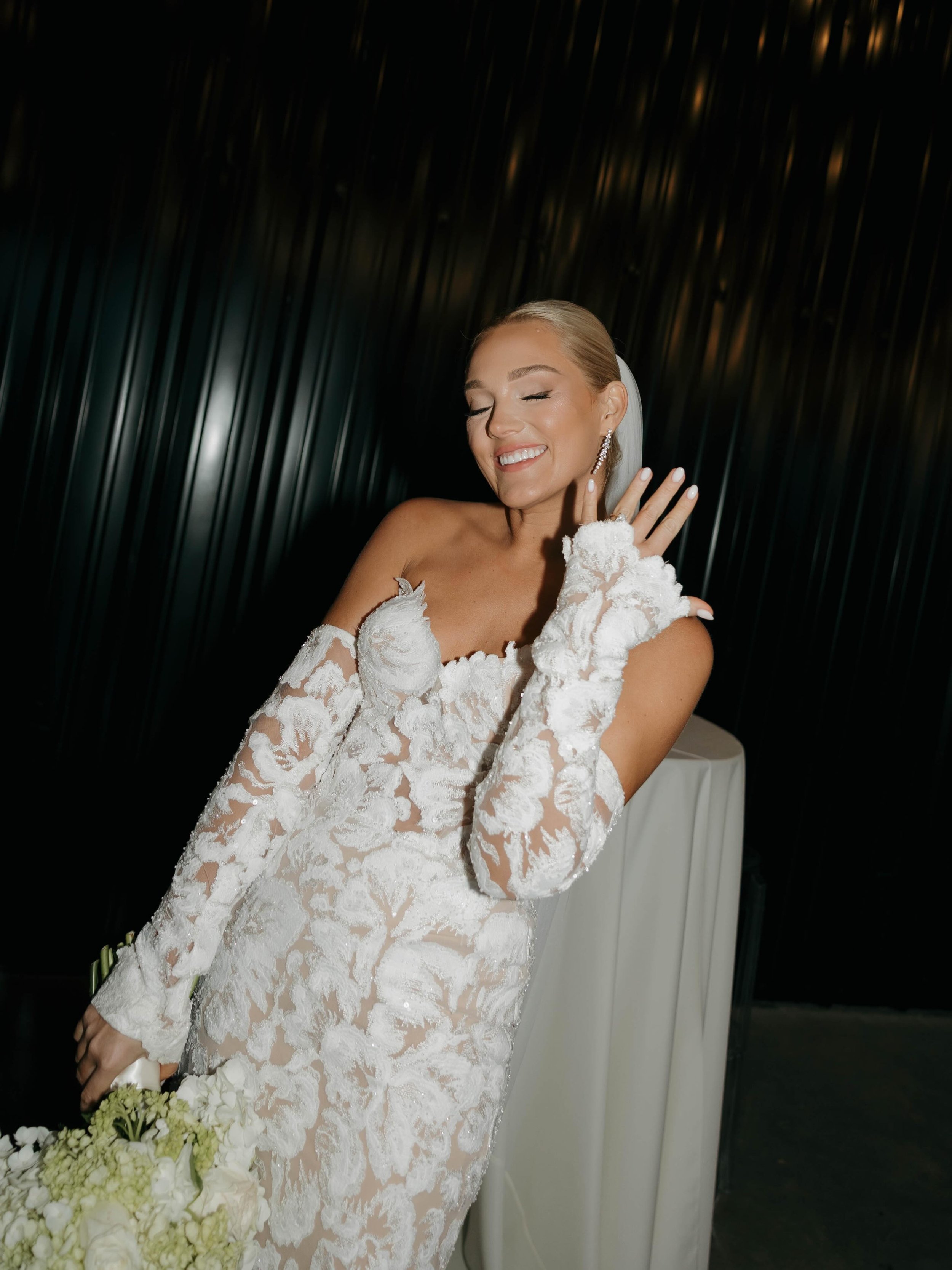 A day to remember!!! 

AWhiteWeddings offers expert Nashville wedding planning with 20+ years of experience. Serving Middle Tennessee couples with all 5-star reviews. Book today.

The Team Behind the Wedding: 
Wedding Planner: @awhiteweddings 
Spray: