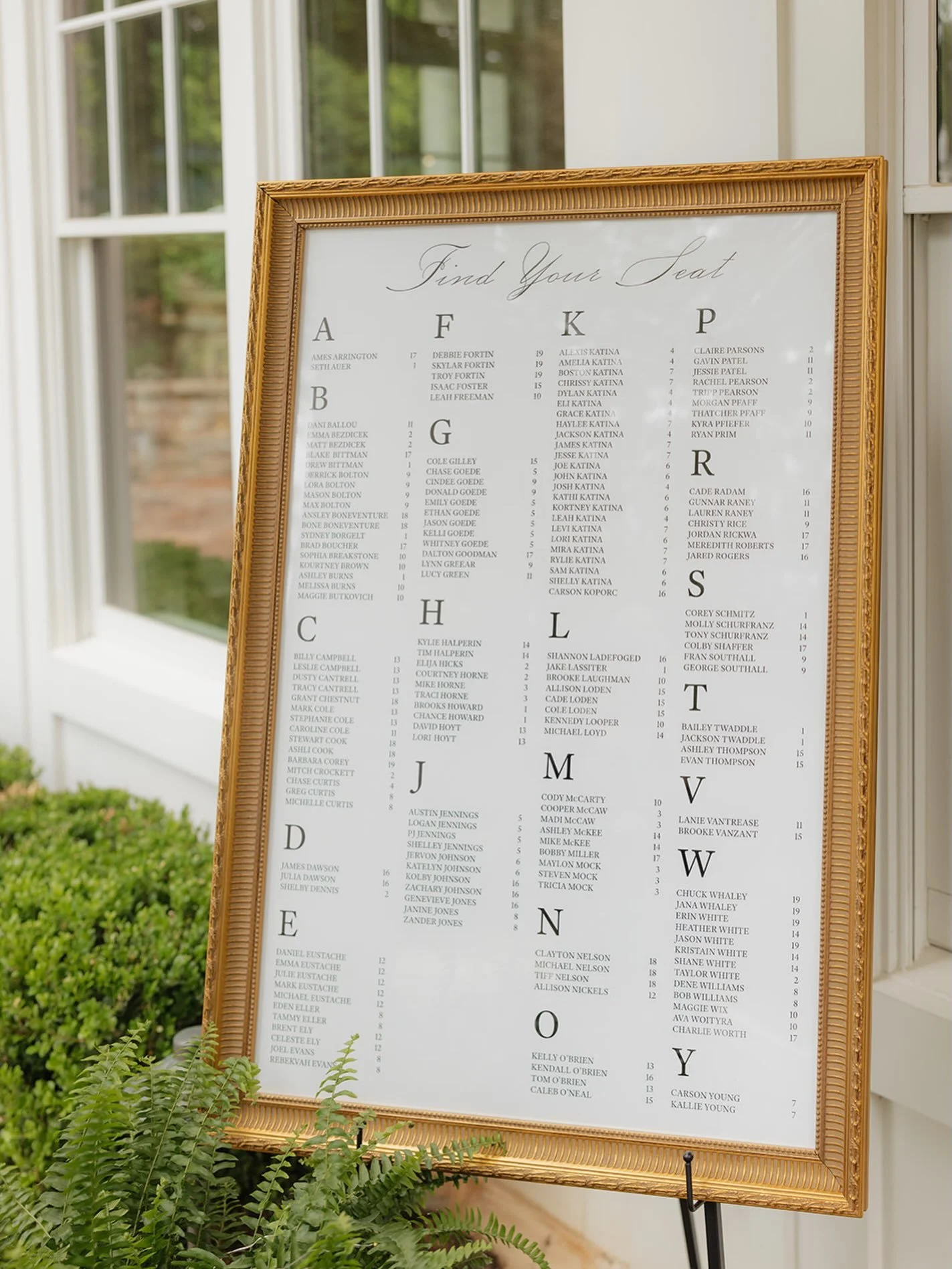 𝐹𝒾𝓃𝒹 𝓎𝑜𝓊𝓇 𝓈𝑒𝒶𝓉! 

✨ AWhiteWeddings is a Nashville wedding planner proudly serving couples across Middle Tennessee with full-service wedding planning, partial wedding planning, and day-of wedding coordination. From Nashville to Franklin, B
