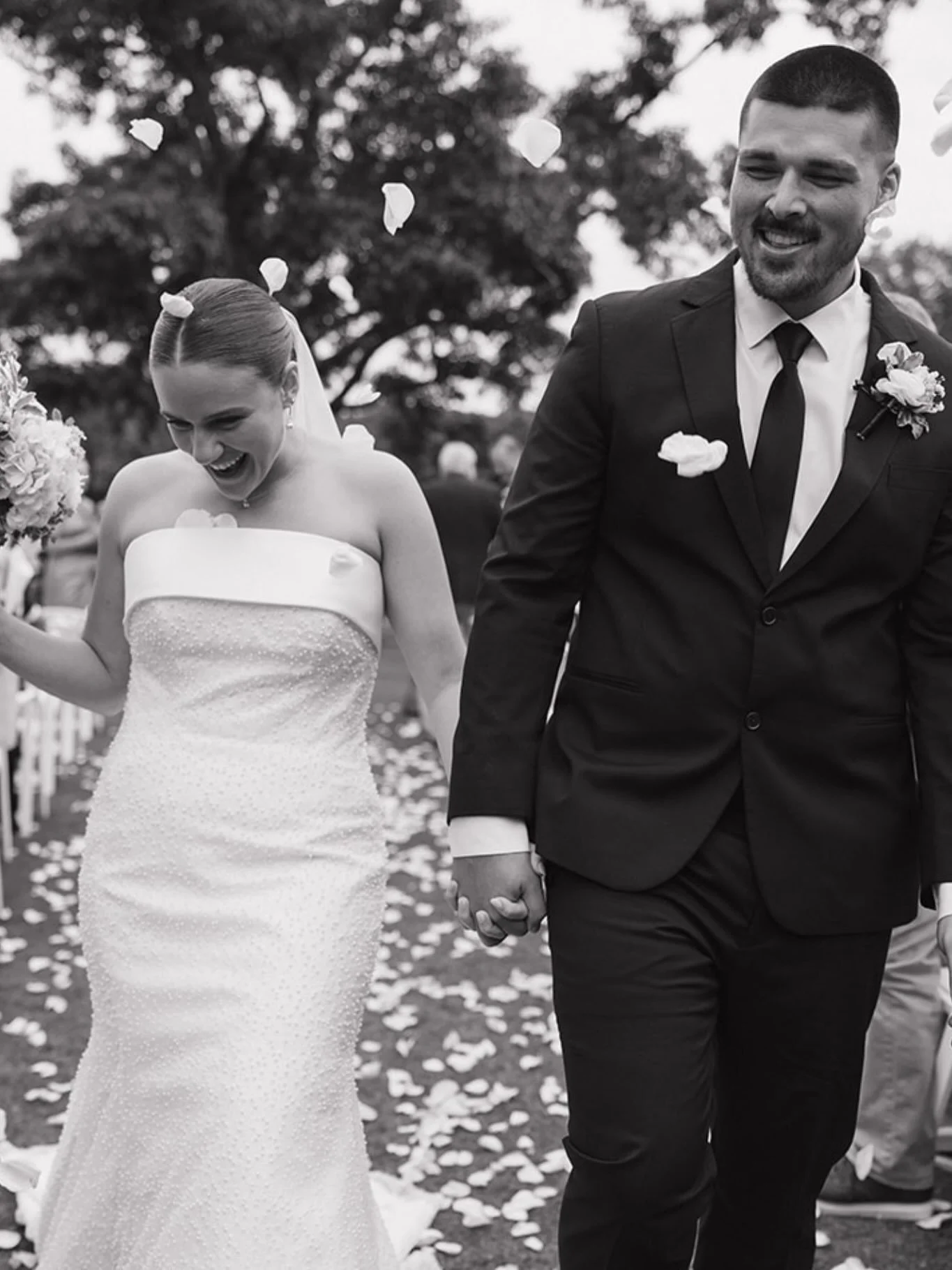 Can we do it all again? 

✨ AWhiteWeddings is a Nashville wedding planner proudly serving couples across Middle Tennessee with full-service wedding planning, partial wedding planning, and day-of wedding coordination. From Nashville to Franklin, Brent