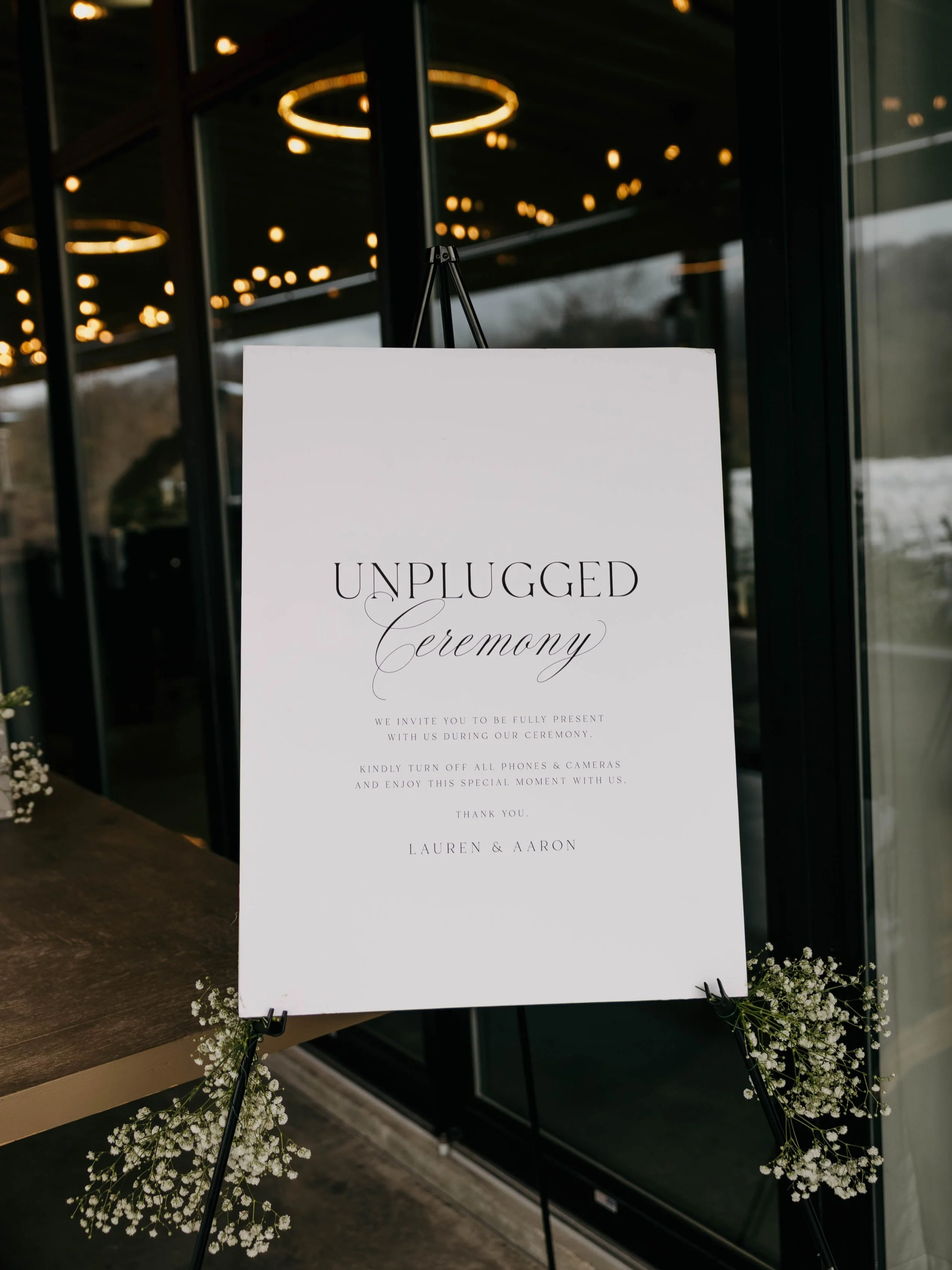 Best idea yet? Unplugged ceremony!! 

✨ AWhiteWeddings is a Nashville wedding planner proudly serving couples across Middle Tennessee with full-service wedding planning, partial wedding planning, and day-of wedding coordination. From Nashville to Fra