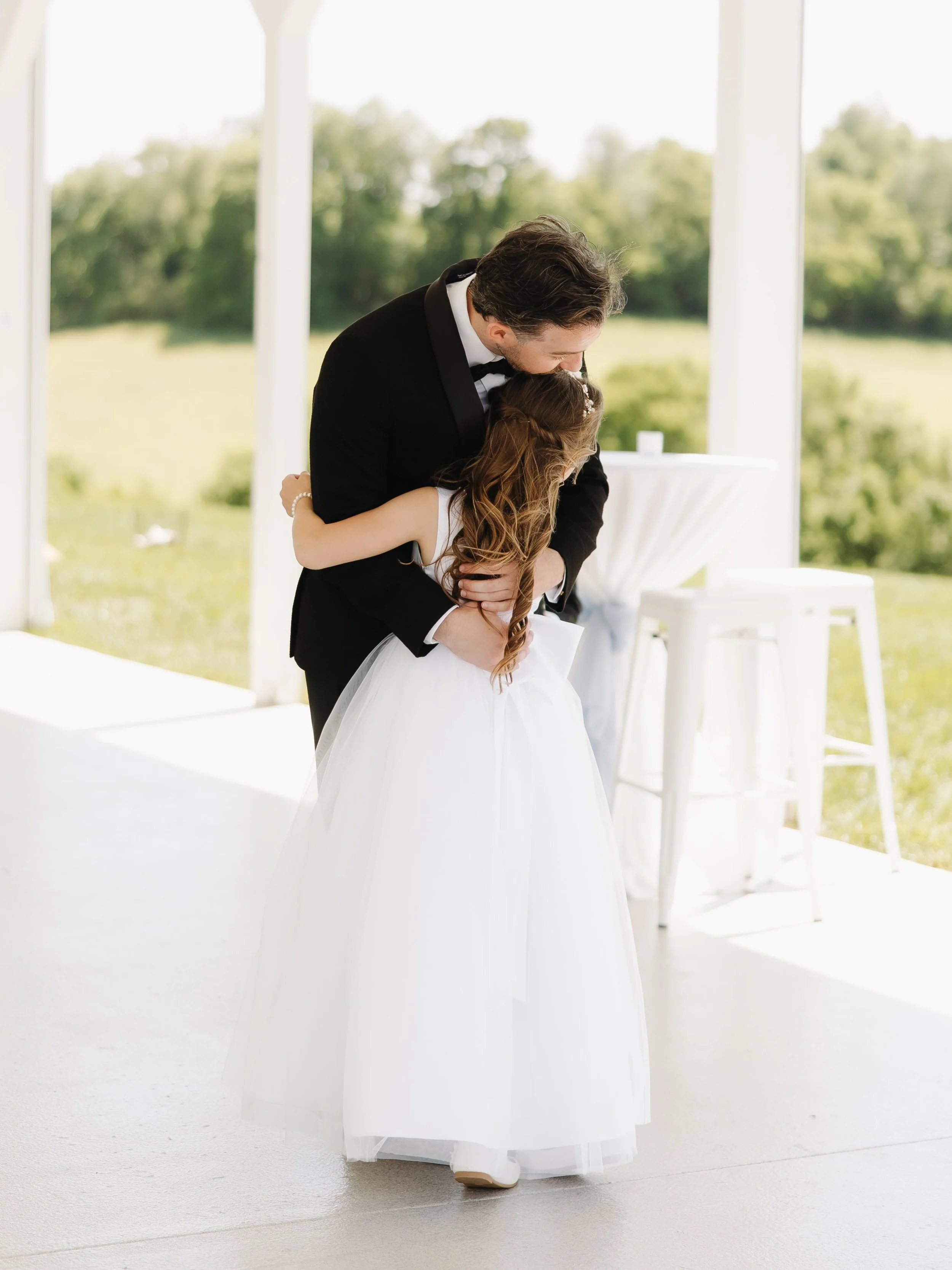 A sweet glimpse of wedding day 

✨ AWhiteWeddings is a Nashville wedding planner proudly serving couples across Middle Tennessee with full-service wedding planning, partial wedding planning, and day-of wedding coordination. From Nashville to Franklin