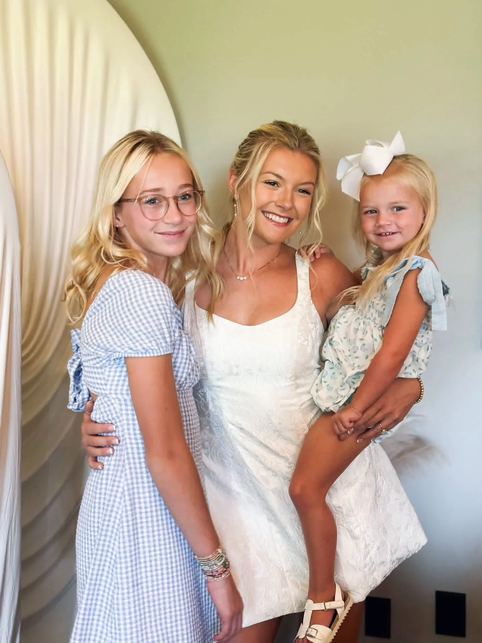 @klayrams had her bridal shower!! 🫧🛁🤍

✨ AWhiteWeddings is a Nashville wedding planner proudly serving couples across Middle Tennessee with full-service wedding planning, partial wedding planning, and day-of wedding coordination. From Nashville to