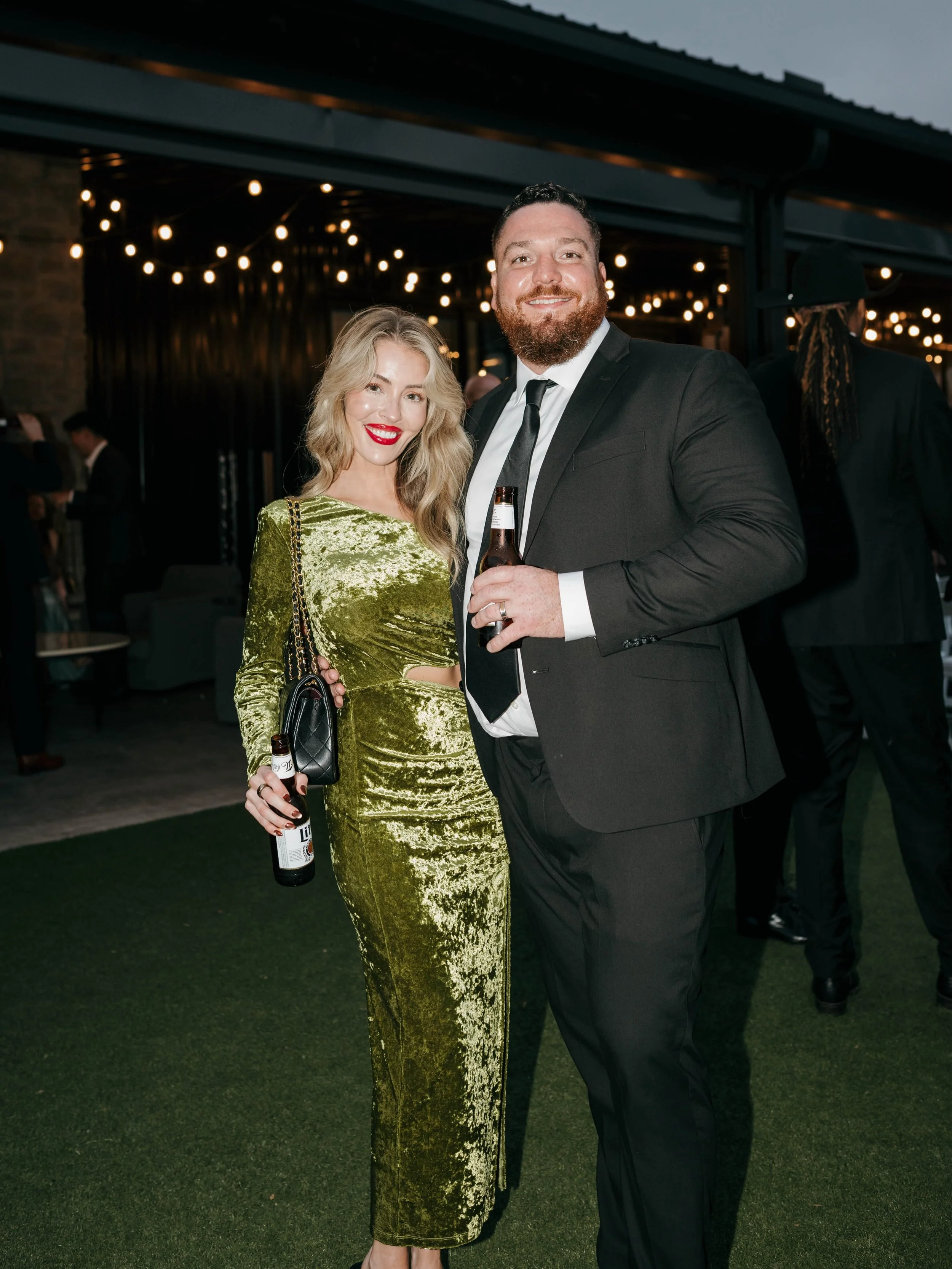 Olive you 🍸

✨ AWhiteWeddings is a Nashville wedding planner proudly serving couples across Middle Tennessee with full-service wedding planning, partial wedding planning, and day-of wedding coordination. From Nashville to Franklin, Brentwood, Murfre
