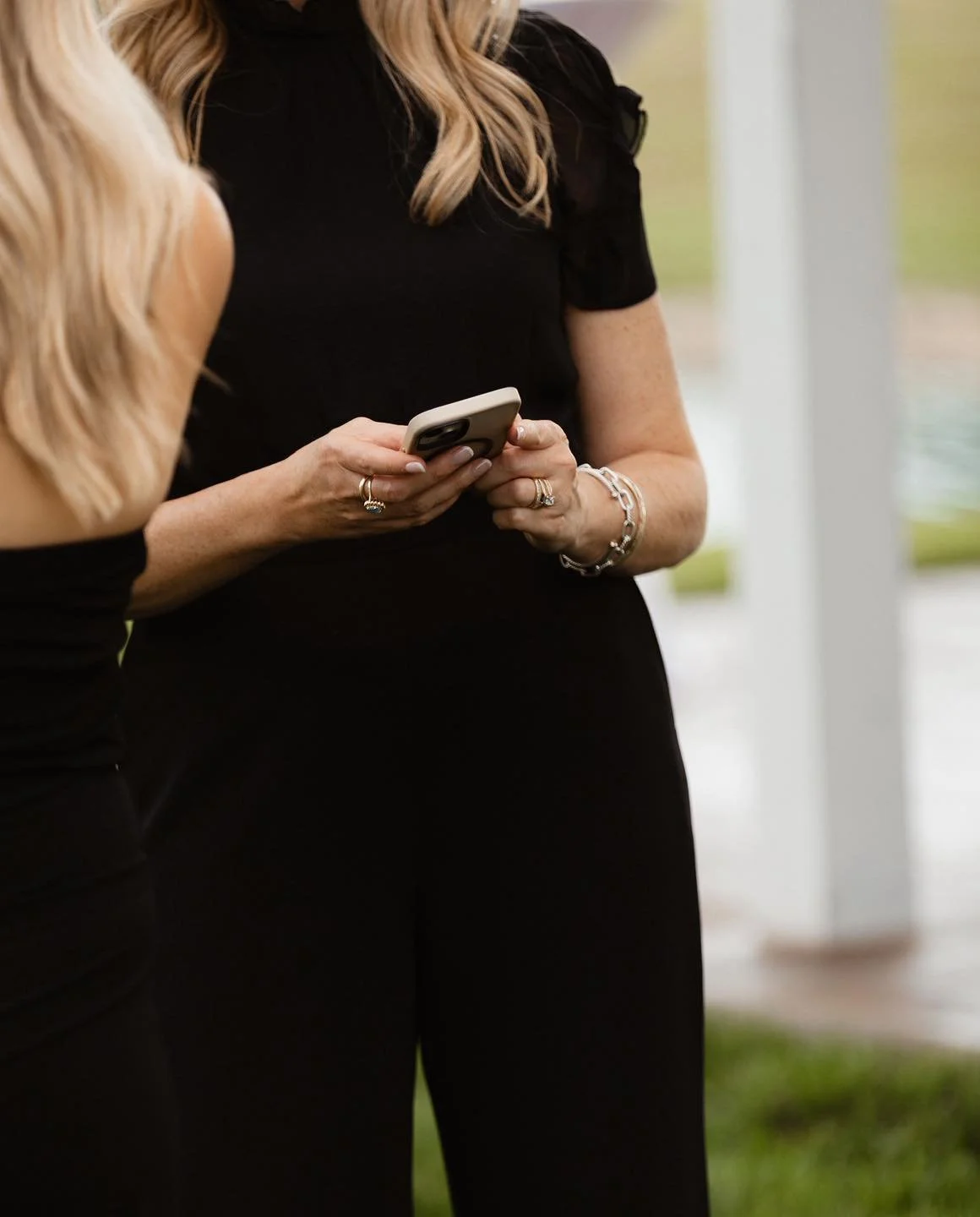 20+ years of experience. Three different packages. One unforgettable wedding. 

Diamond | $7,500
Emerald | $4,500
Sapphire | $3,500

AWhiteWeddings is a Nashville wedding planner proudly serving couples across Middle Tennessee with full-service weddi