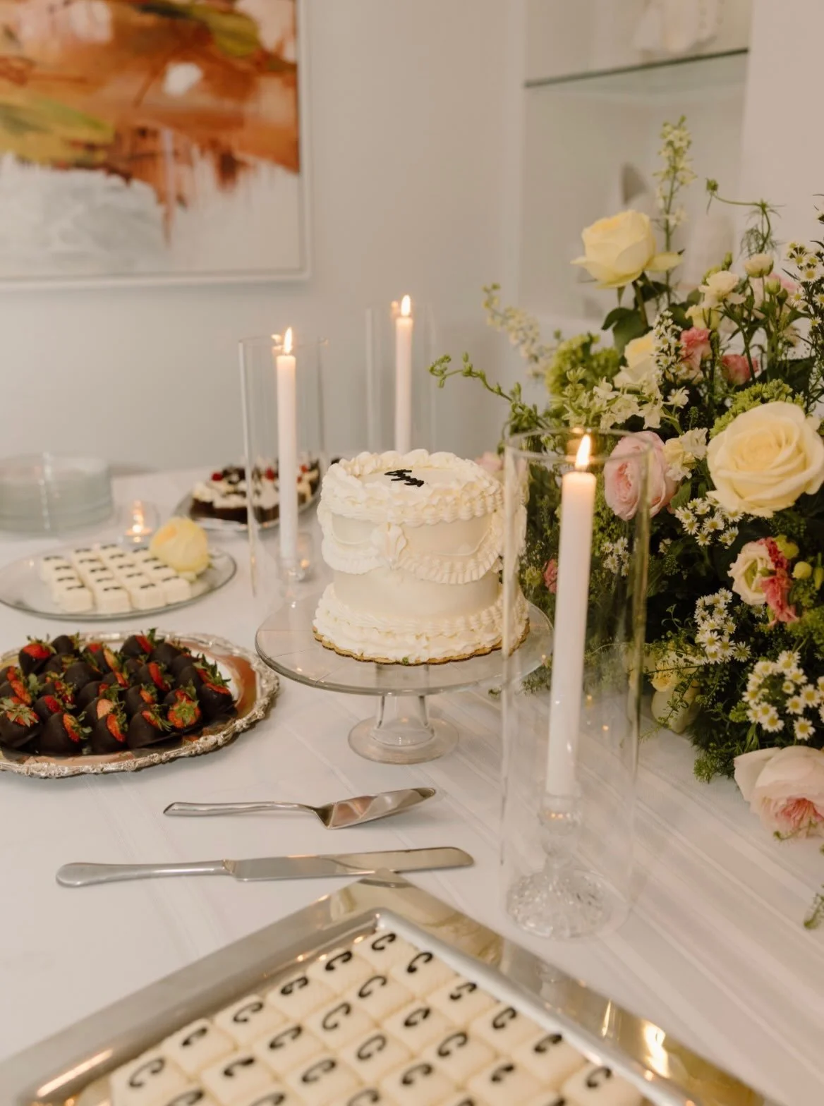 Taylor &amp; Mitch&rsquo;s sweet engagement party

AWhiteWeddings is a Nashville wedding planner proudly serving couples across Middle Tennessee with full-service wedding planning, partial wedding planning, and day-of wedding coordination. From Nashv