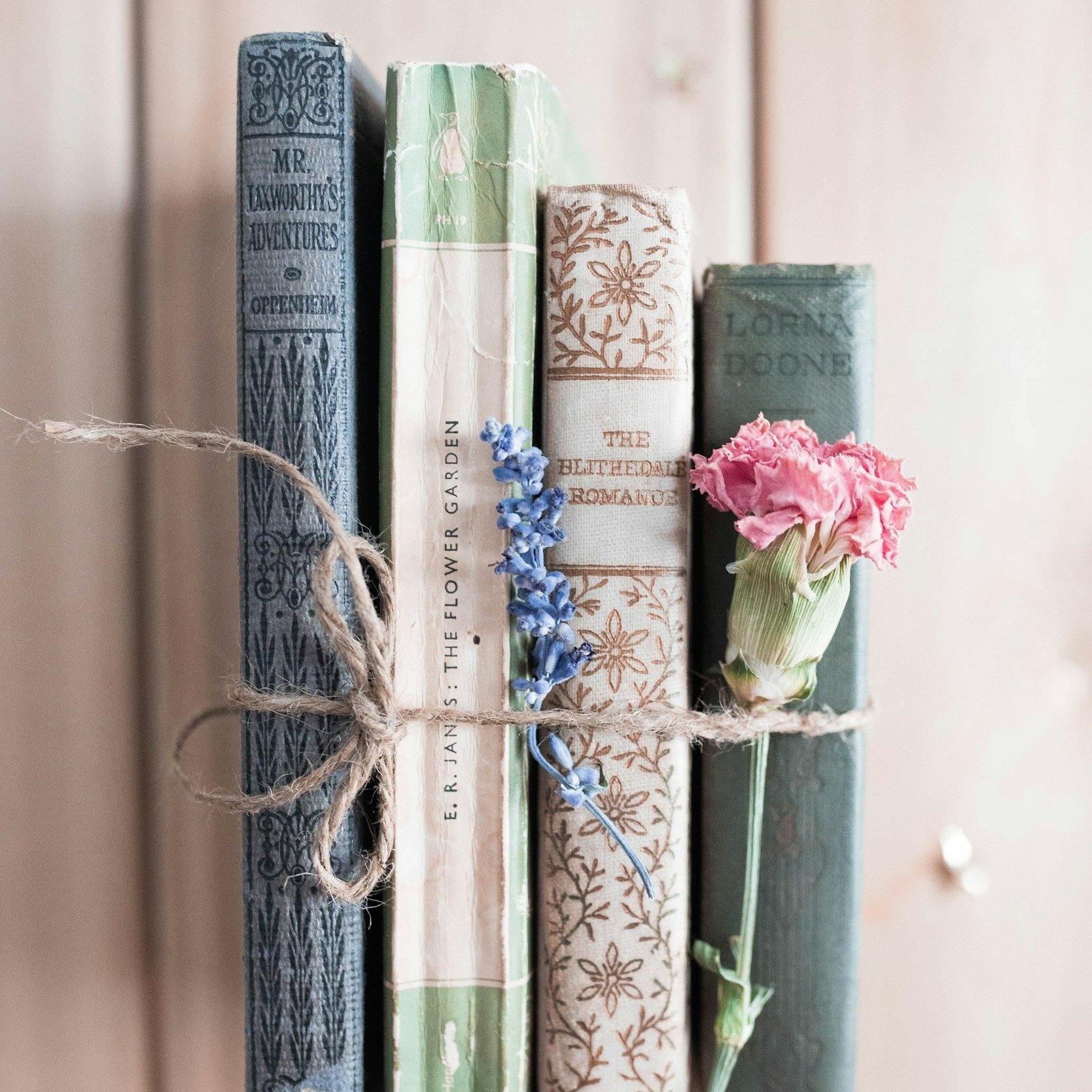 REPLAY - Garden Reading Circle - Impermanence