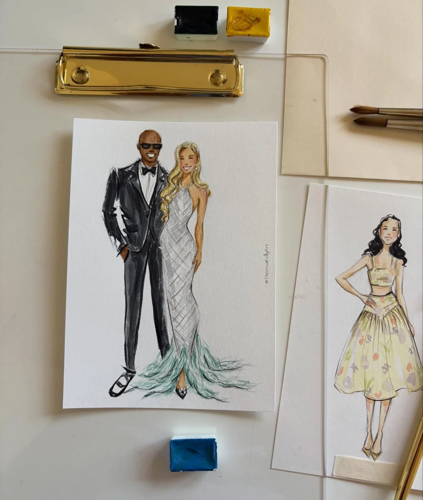 November recap 🖌️🎨🎀🐴🫶👯&zwj;♀️

Live illustrating through November at fashion boutique and a gorgeous wedding.  Also having fun while at it. 
.
.
.

#november #artistlife #liveillustrator