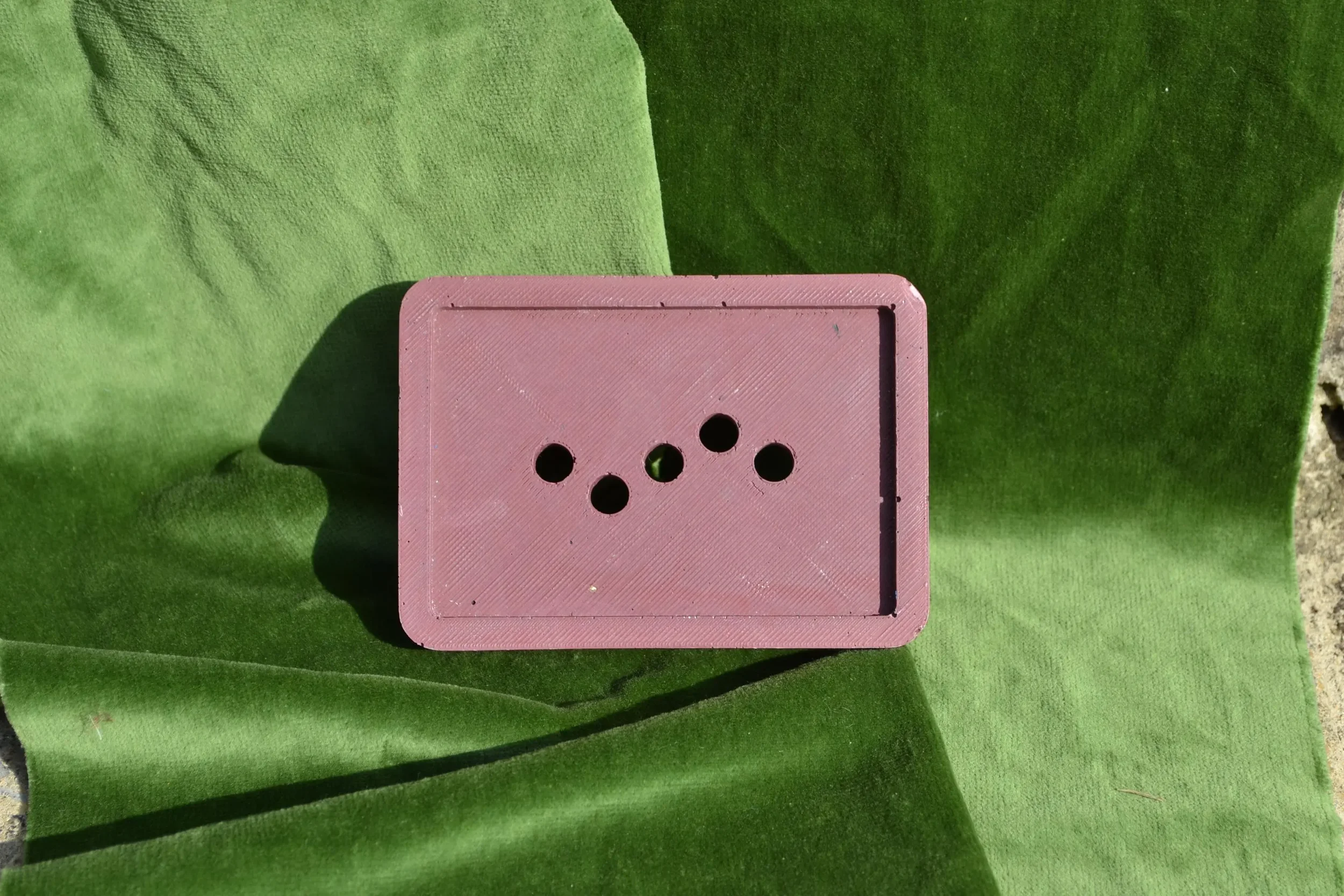 burg soap dish2.webp