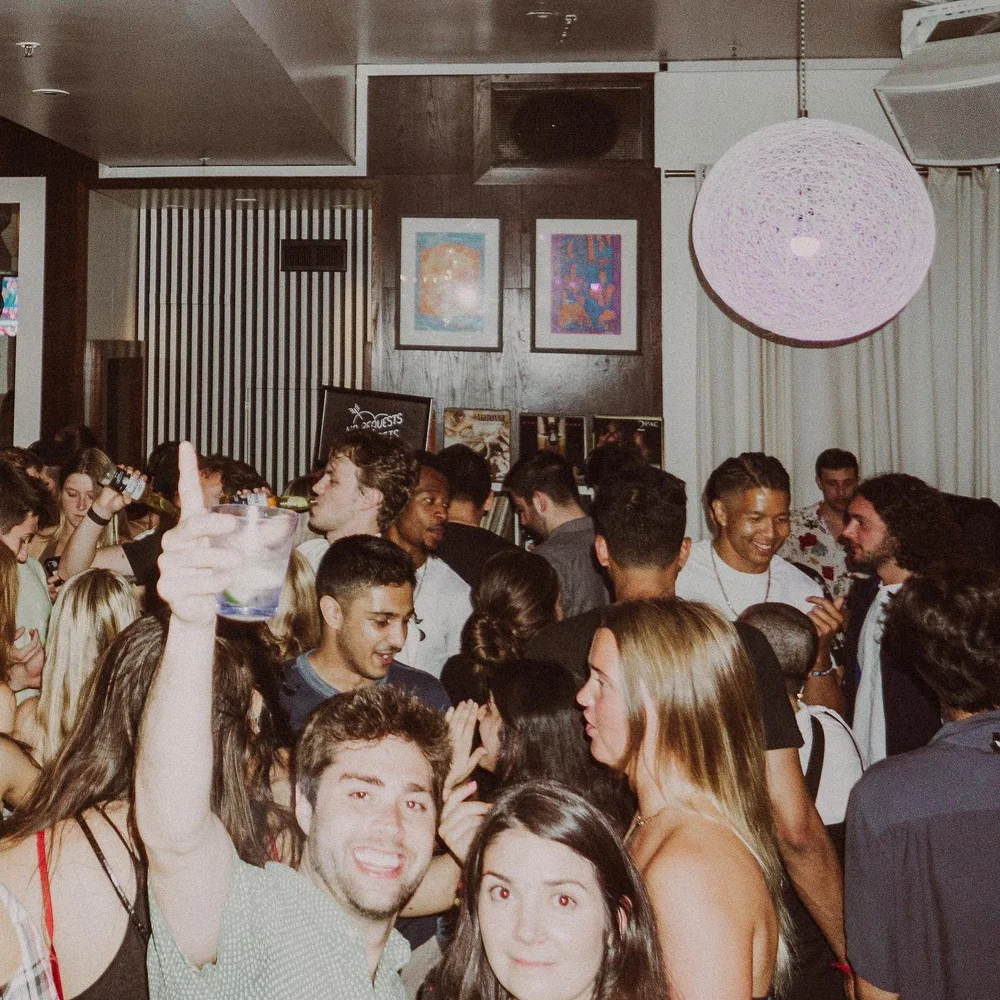Bar photo 2