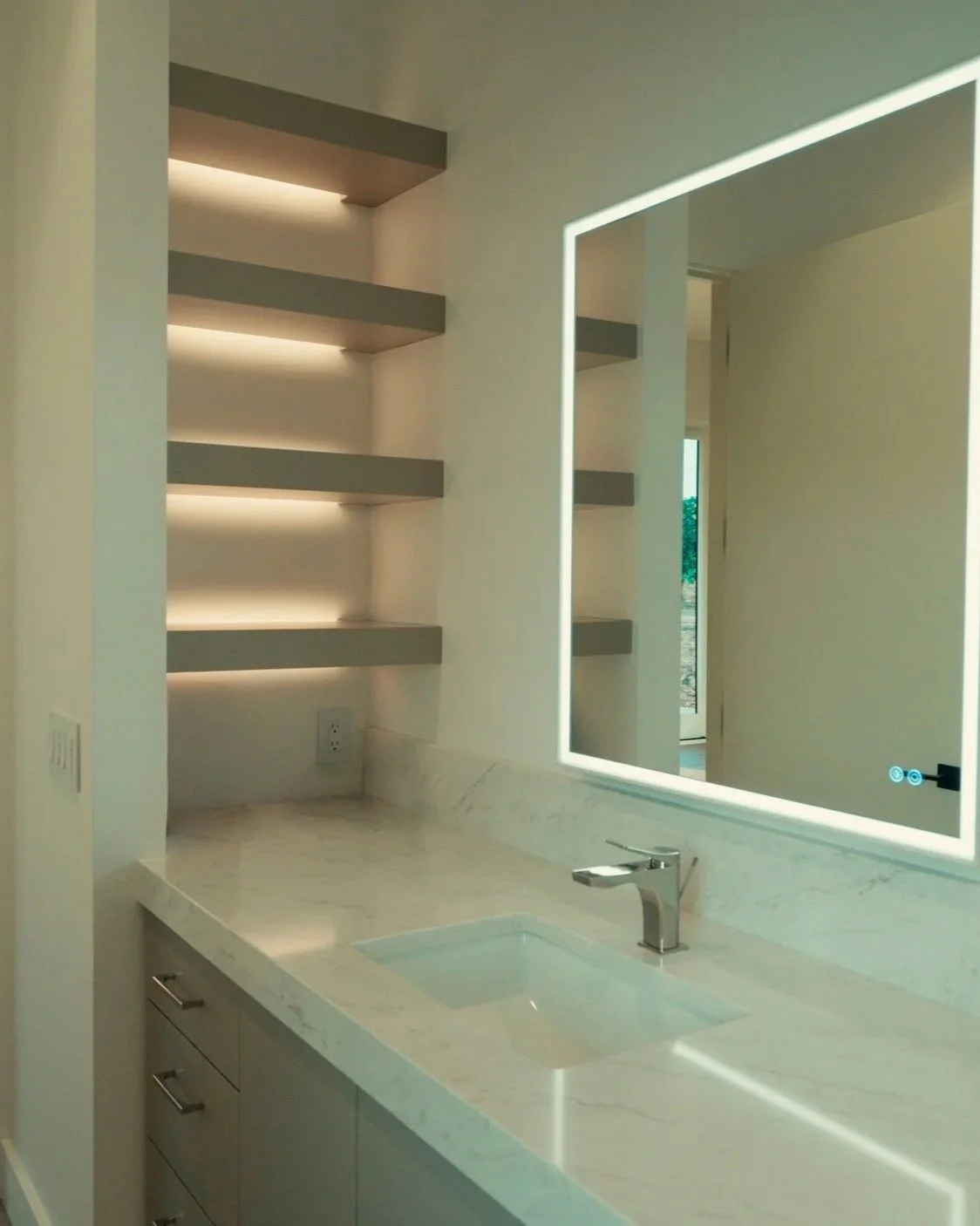 Lighting 101: How to Choose the Right Light Bulb for the Look You Want